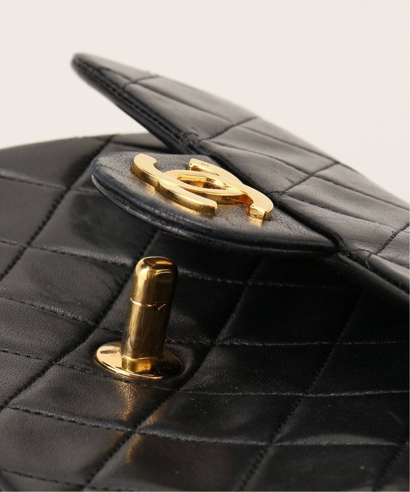 VINTAGE CHANEL/シャネル】 ミニマトラッセチェーンショルダーバッグ  