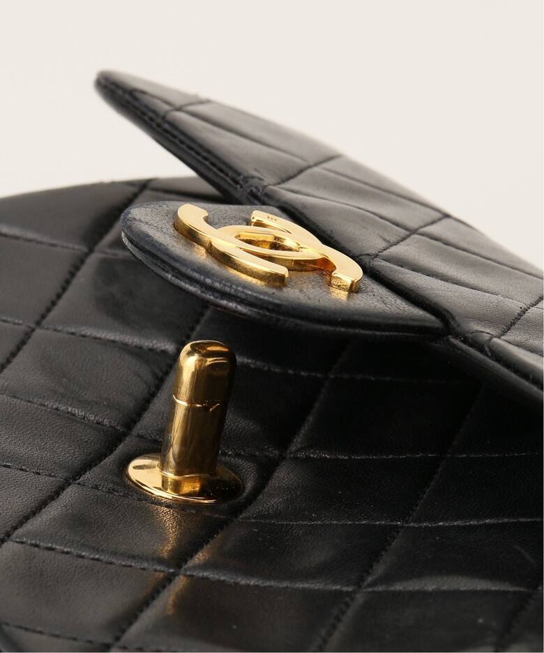 VINTAGE CHANEL/シャネル】 Matelasse チェーンショルダーバッグ 17 