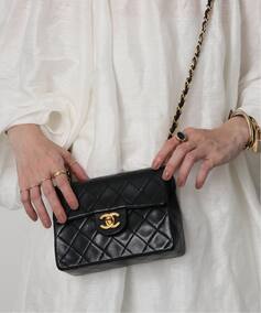 VINTAGE CHANEL/シャネル】 Matelasse チェーンショルダーバッグ 17の 