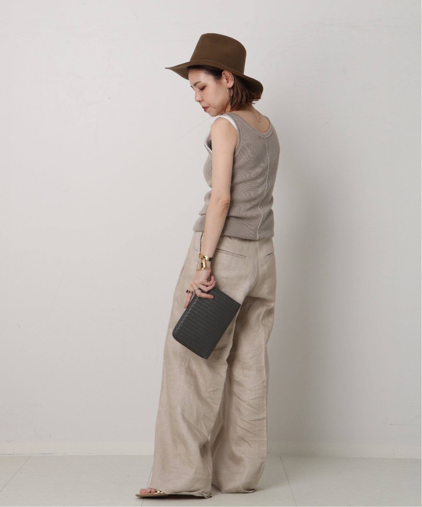 【上品エレガンス】 bottegaveneta レッツゴークラッチ BOTTEGA VENETA ボッテガヴェネタ クラッチバッグ 546882 VBM91