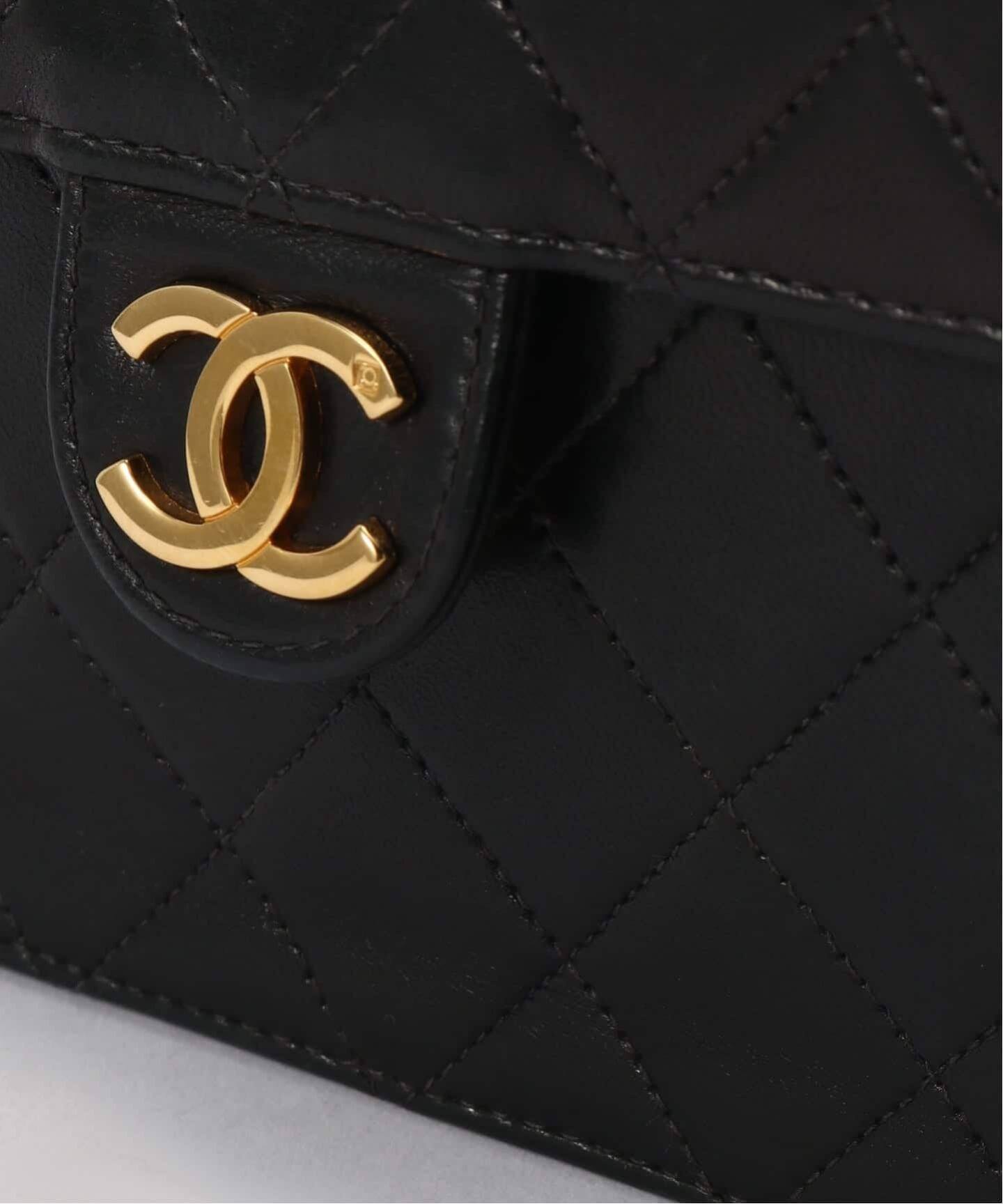 VINTAGE CHANEL/シャネル】Matelasse shoulder 25 push lock