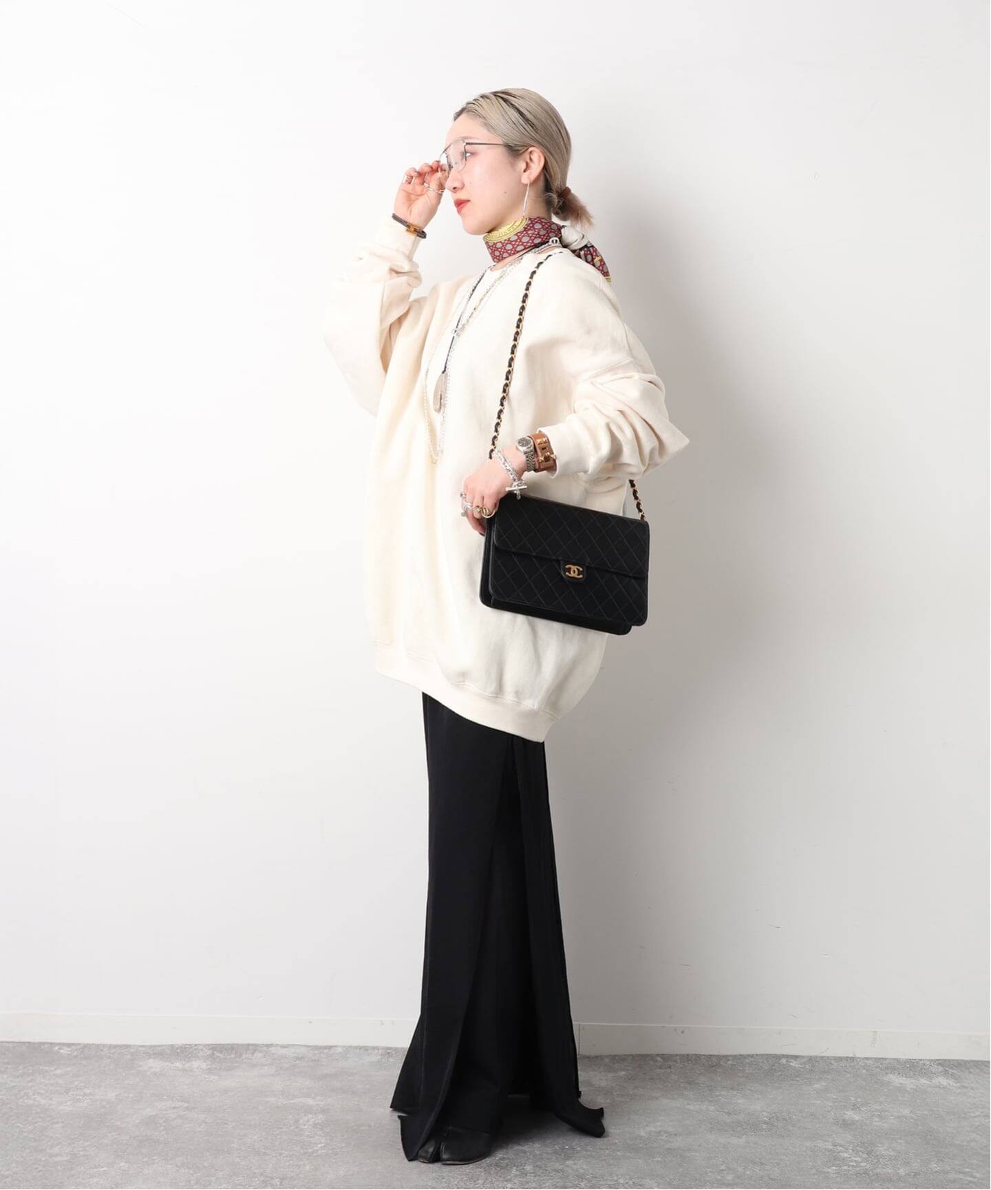 VINTAGE CHANEL/シャネル】Matelasse shoulder 25 push lock