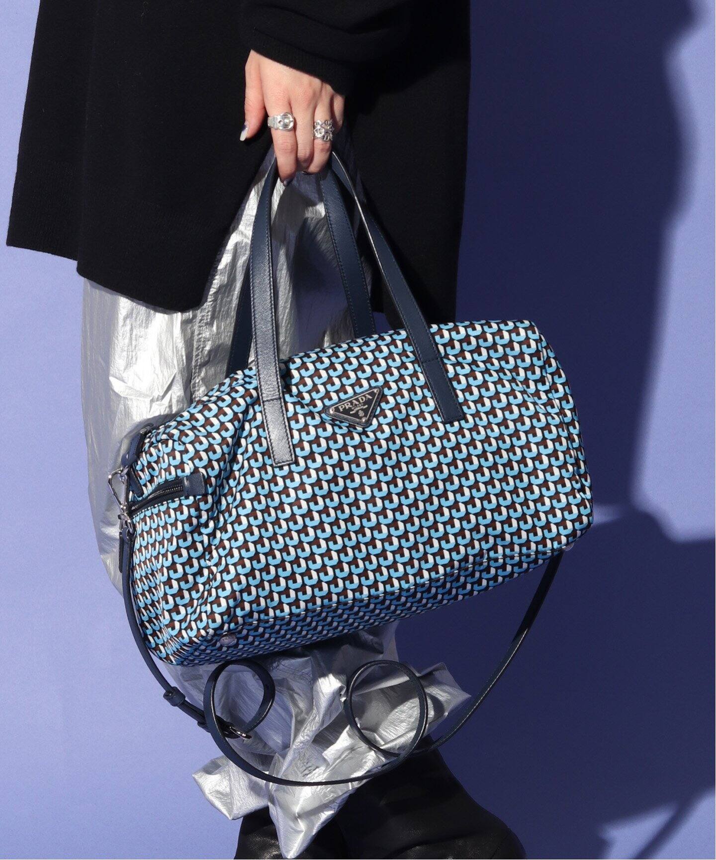 新品】PRADA ナイロントート/リップ柄 （中古】【中古】PRADA プラダ  