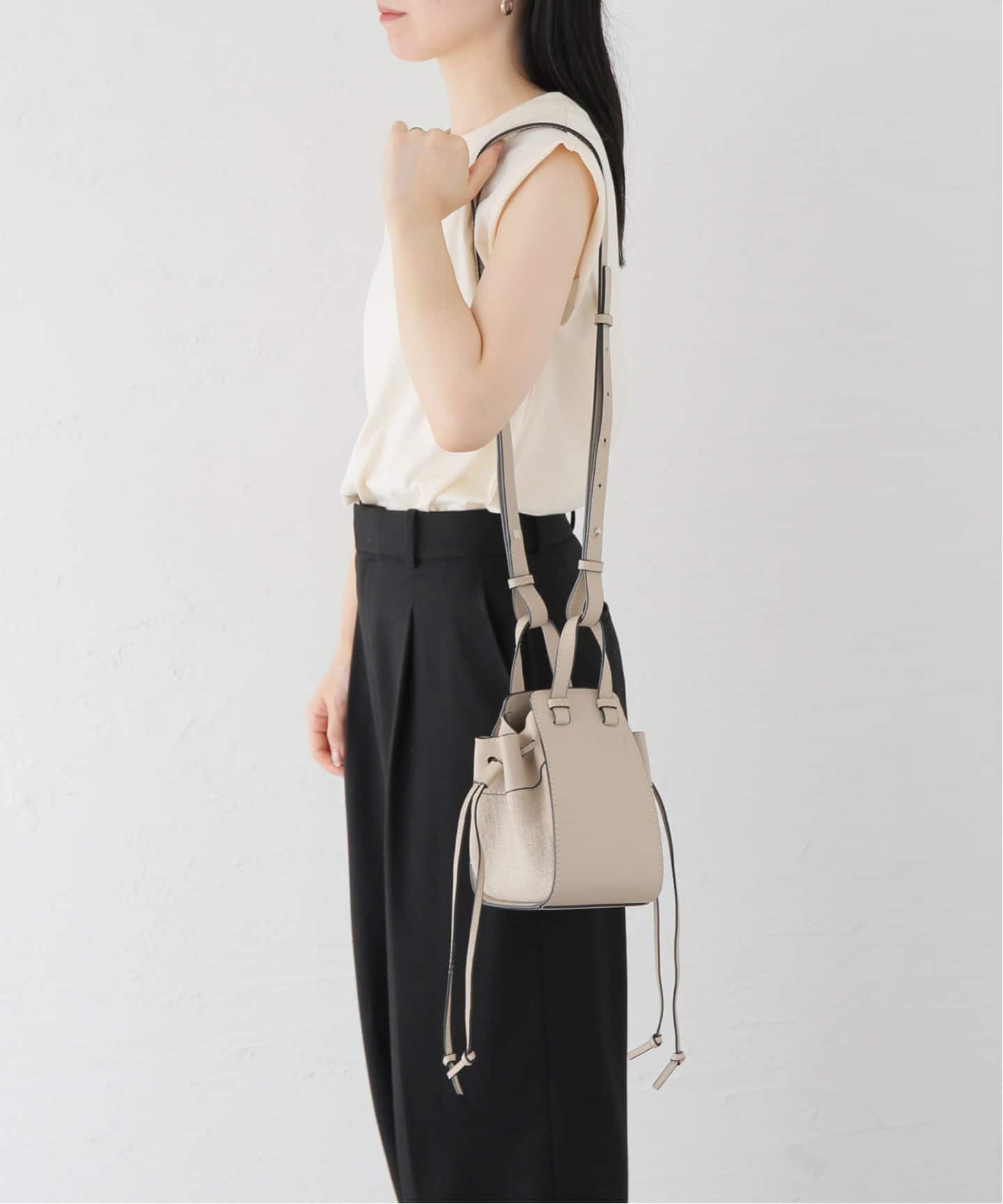 LOEWE/ロエベ】Small Drawstring Hammock bag（ショルダーバッグ