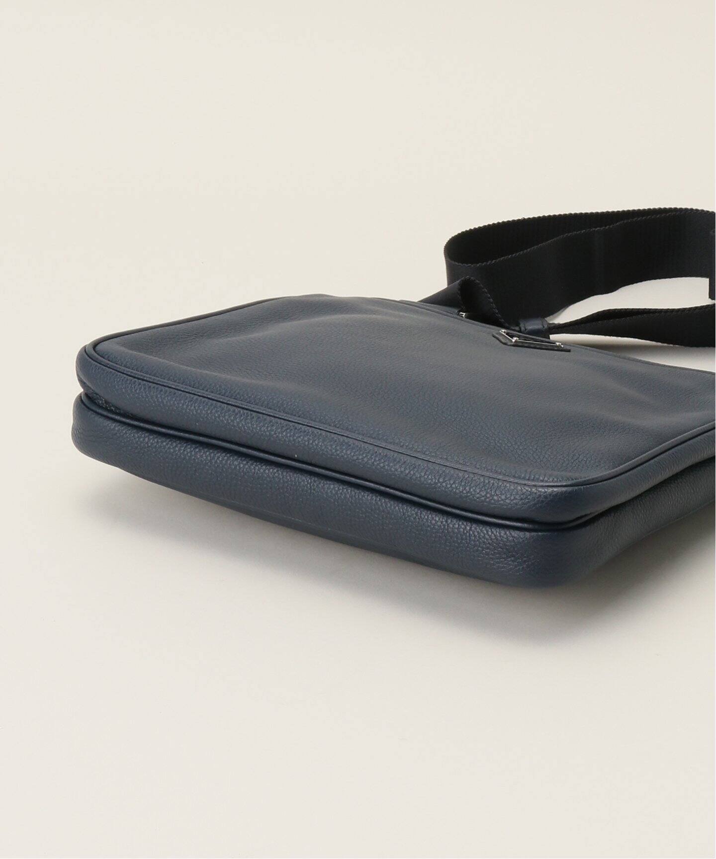 【日本入手困難】プラダ Leather shoulder bag ショルダーバッグ VINTAGE PRADA/プラダ】Shoulder bag leather(ショルダーバッグ