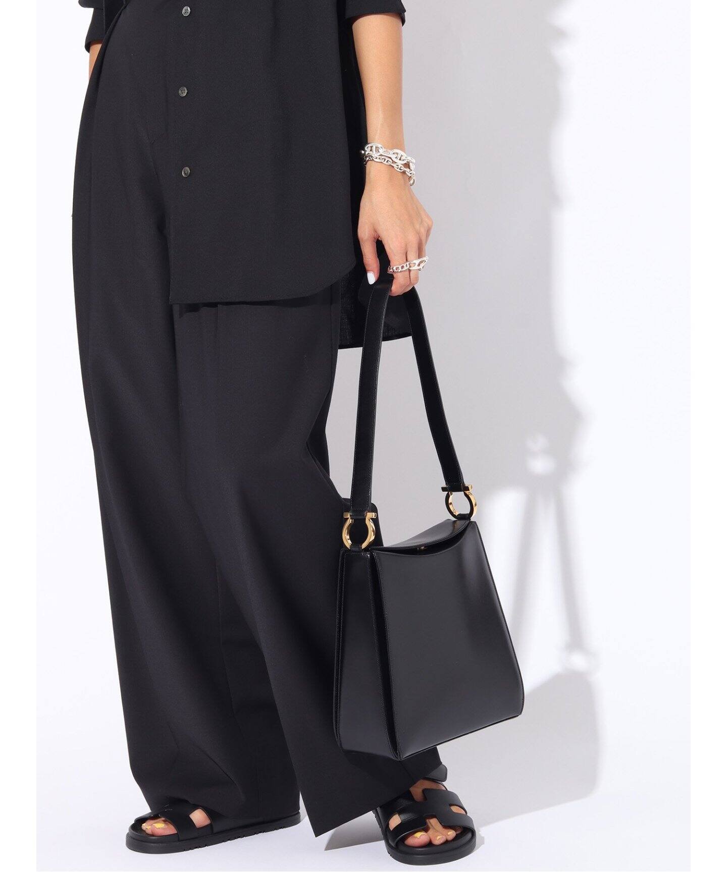 VINTAGE FERRAGAMO/フェラガモ】Gancini shoulder bag（ショルダー 