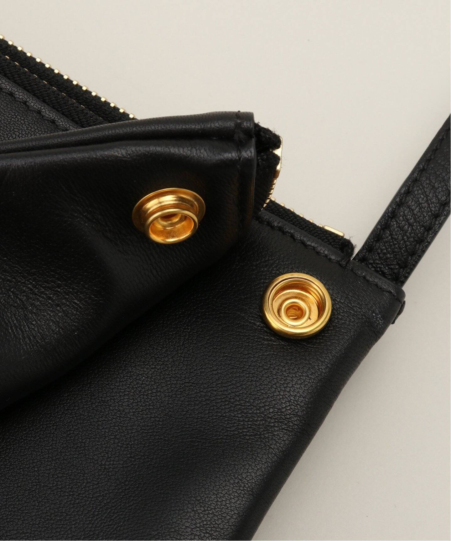 VINTAGE●CELINE●セリーヌ トリオペ レザー ショルダーバック VINTAGE CELINE/セリーヌ】Trio（ショルダーバッグ）｜ENSEMBLE