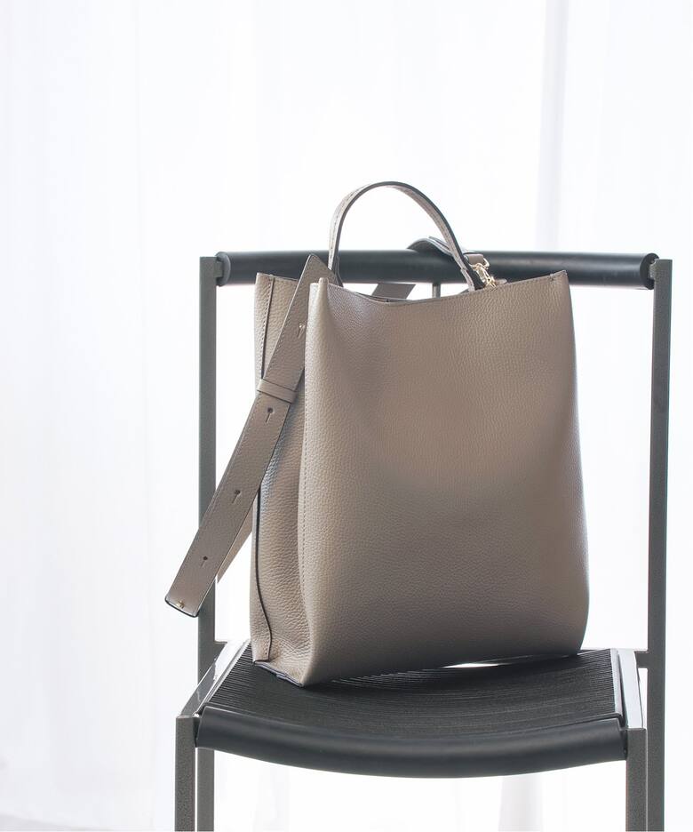 LORISTELLA/ロリステッラ タテナガ レザーバッグ 2857（トートバッグ 