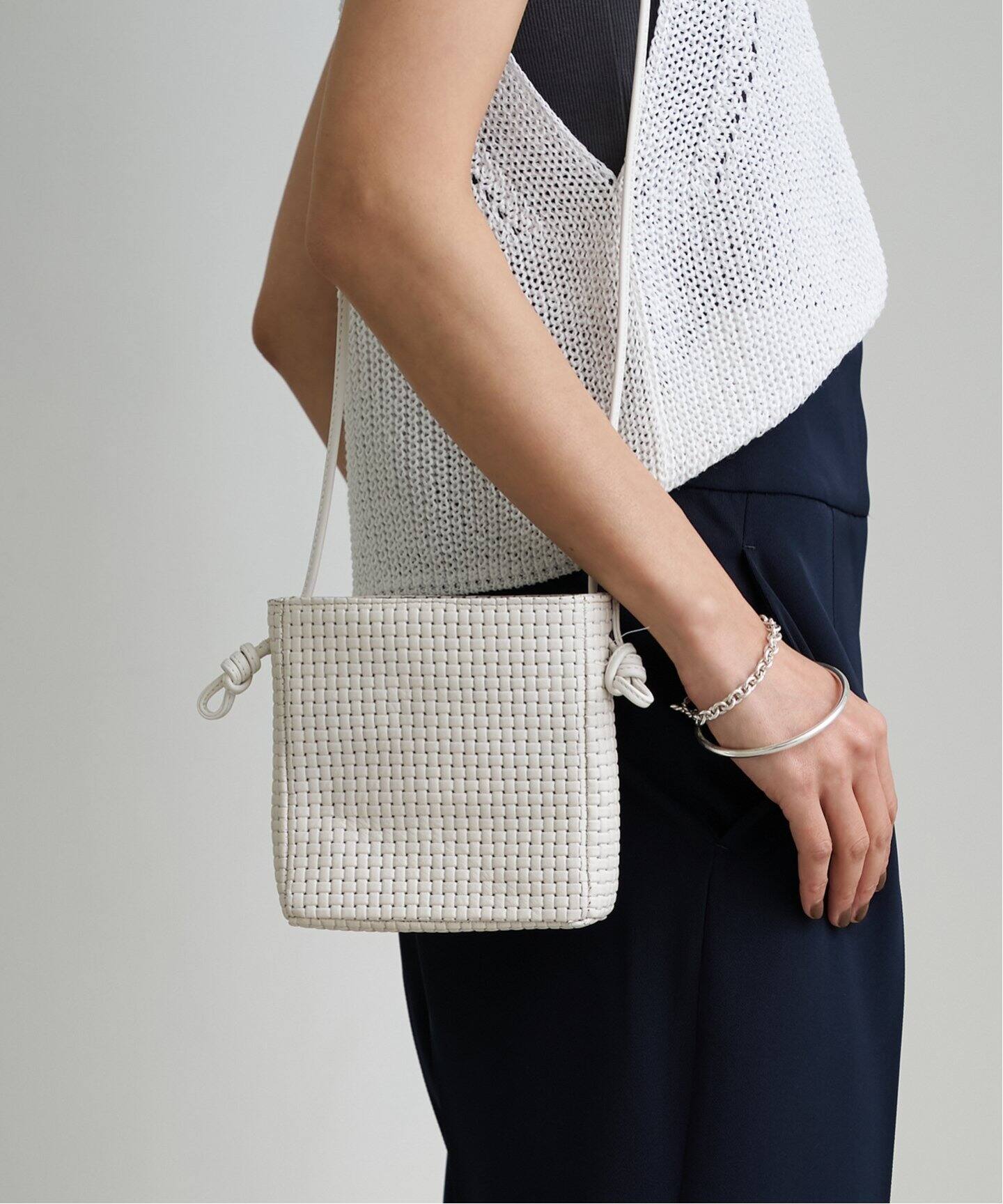 NOMADIS/ノマディス CARRE ショルダーバッグ N176（ショルダーバッグ 