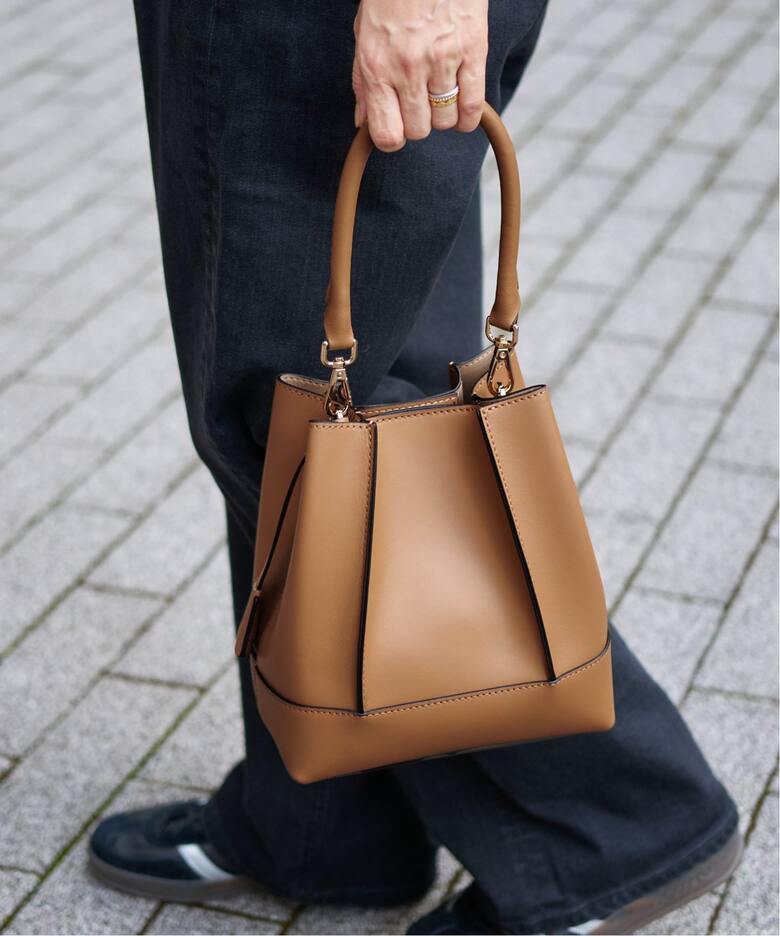 追加》GIANNI NOTARO/ジャンニ ノターロ バケツガタバッグ 219/RUGA  