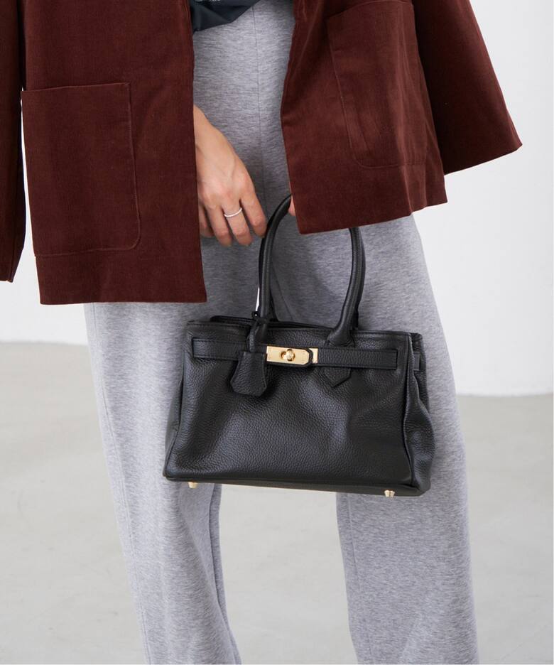 追加》AULENTTI/オウレンティ ベルト付きレザー MIDI BAG バッグ 
