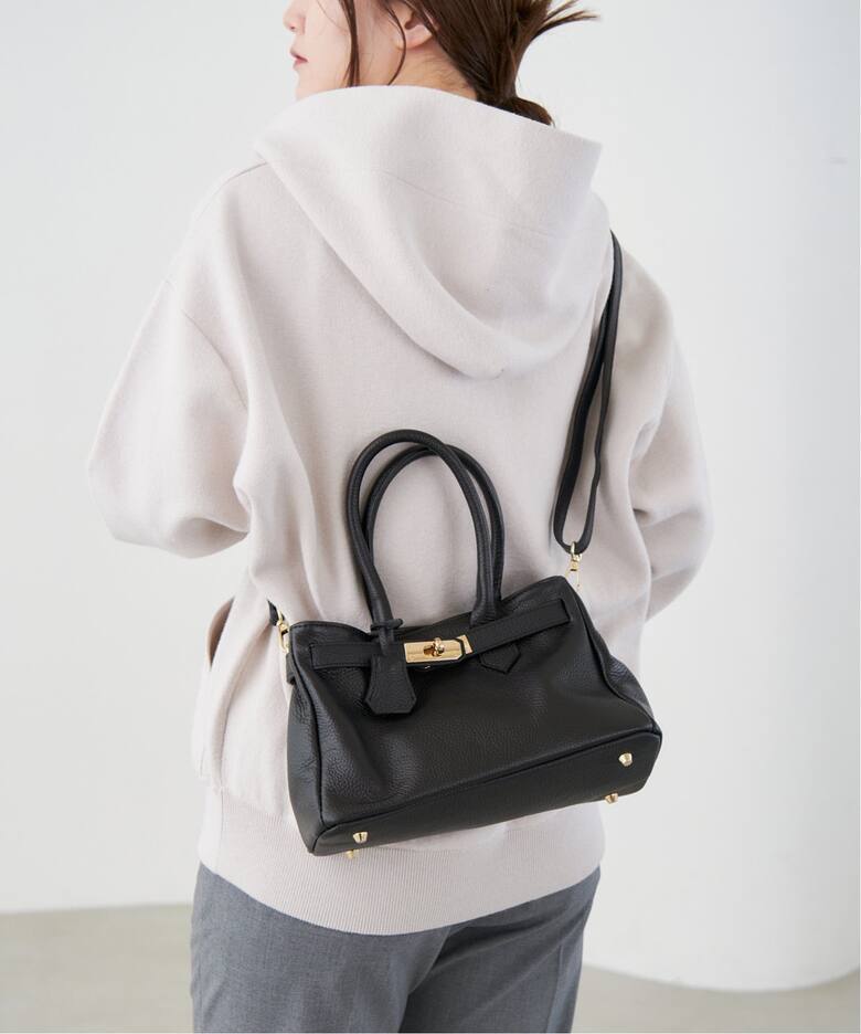 追加》AULENTTI/オウレンティ ベルト付きレザー MIDI BAG バッグ 