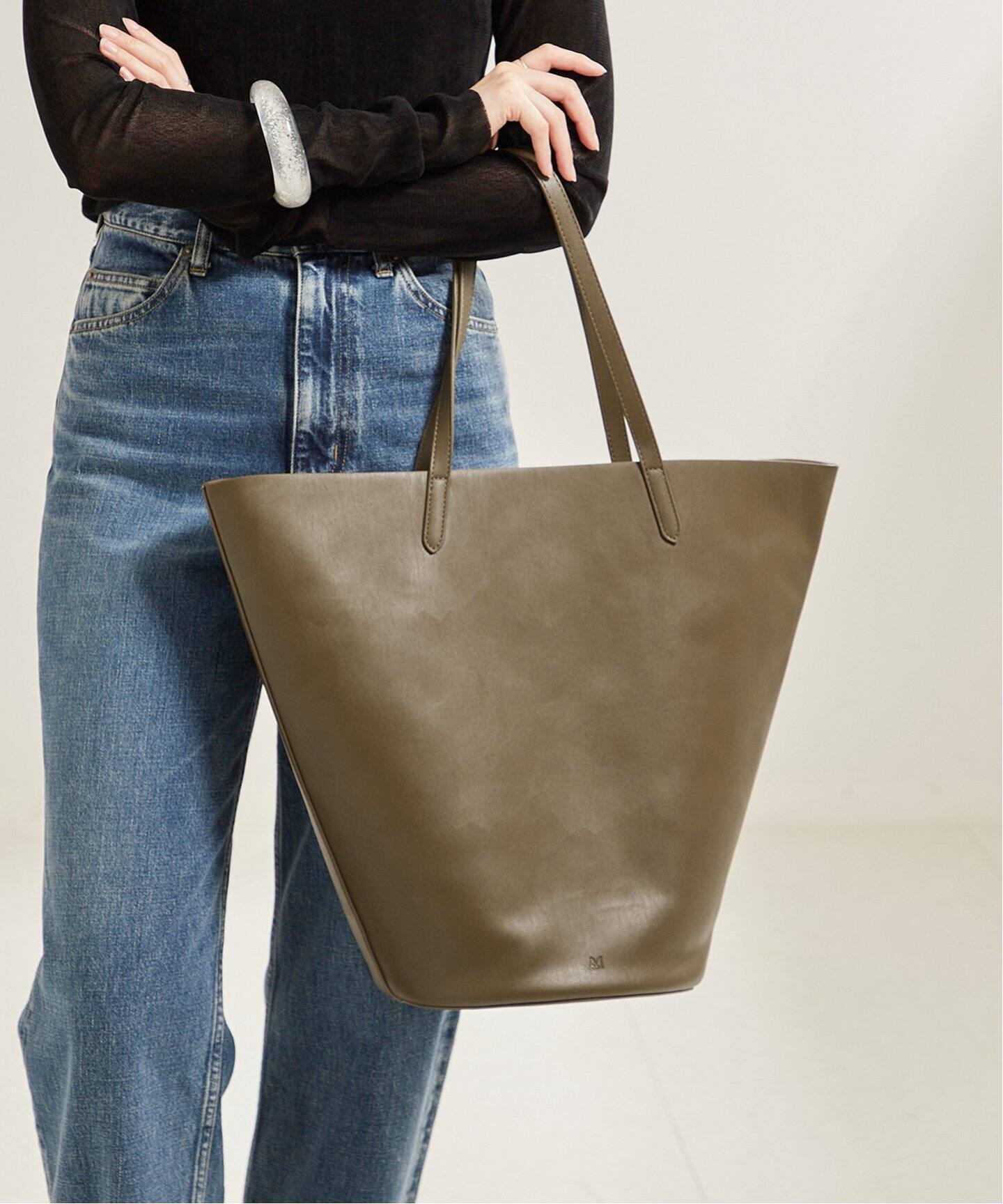 &MyuQ/アンドミューク 別注 MATTE ERA バッグ（ハンドバッグ）｜Plage 