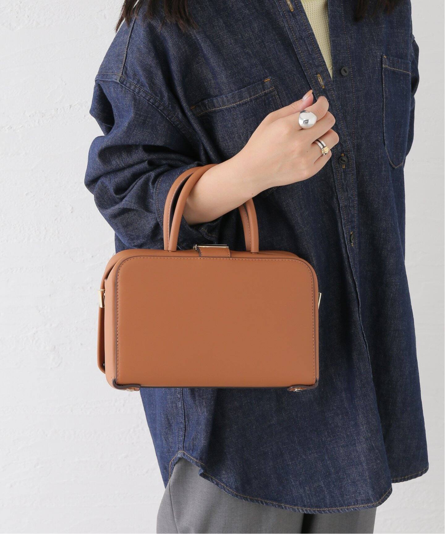 追加》PUNTI./プンティ 別注 PORTRAIT HAND バッグ（ハンドバッグ 