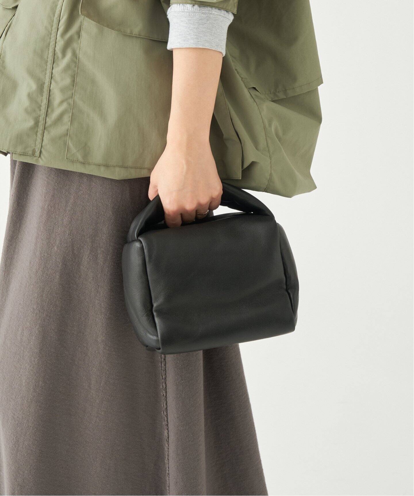 Bucket Baggage/バケットバゲージ】PUFF CUBE SMALL バッグ 