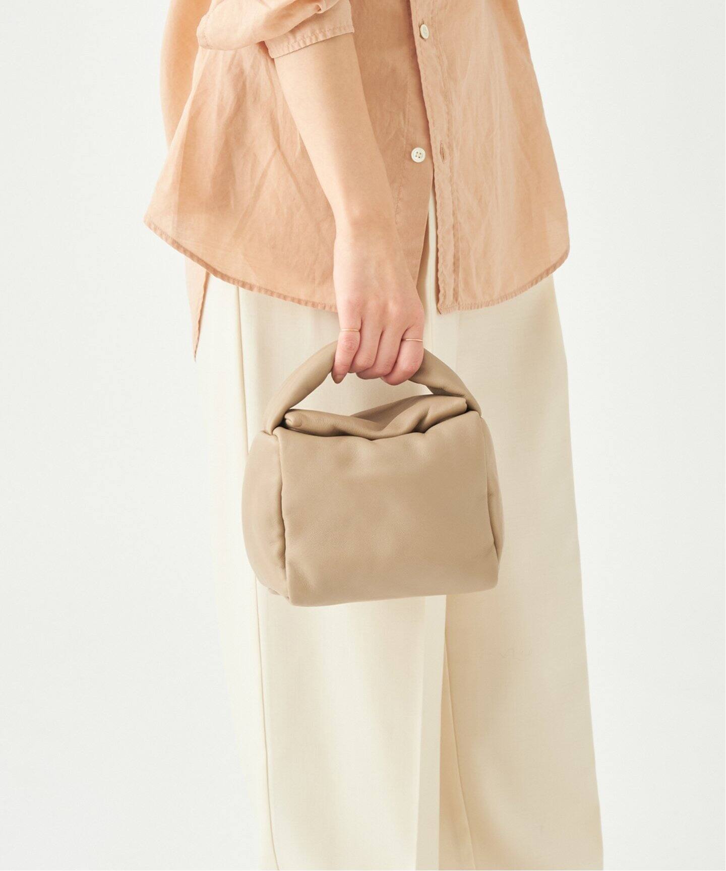 Bucket Baggage/バケットバゲージ】PUFF CUBE SMALL バッグ 