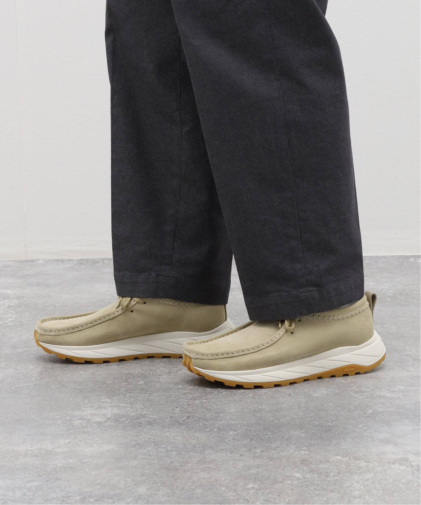 【Clarks Originals】 Walla Eden Loスエードスニーカー Walla Eden Lo suede sneakers in beige - Clarks Originals