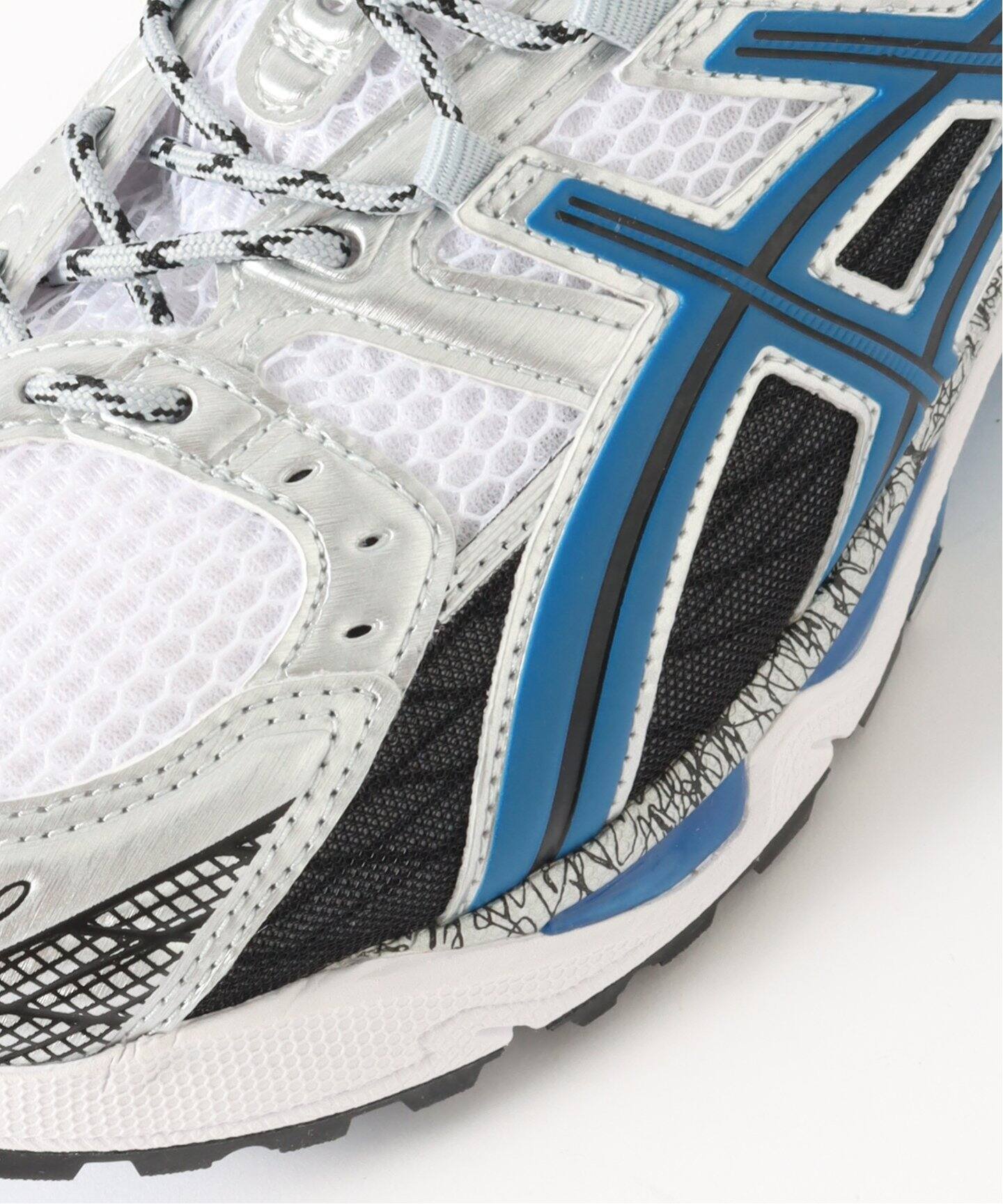 ASICS:1203A543-101:GEL-NIMBUS 10.1（スニーカー）｜BOICE FROM
