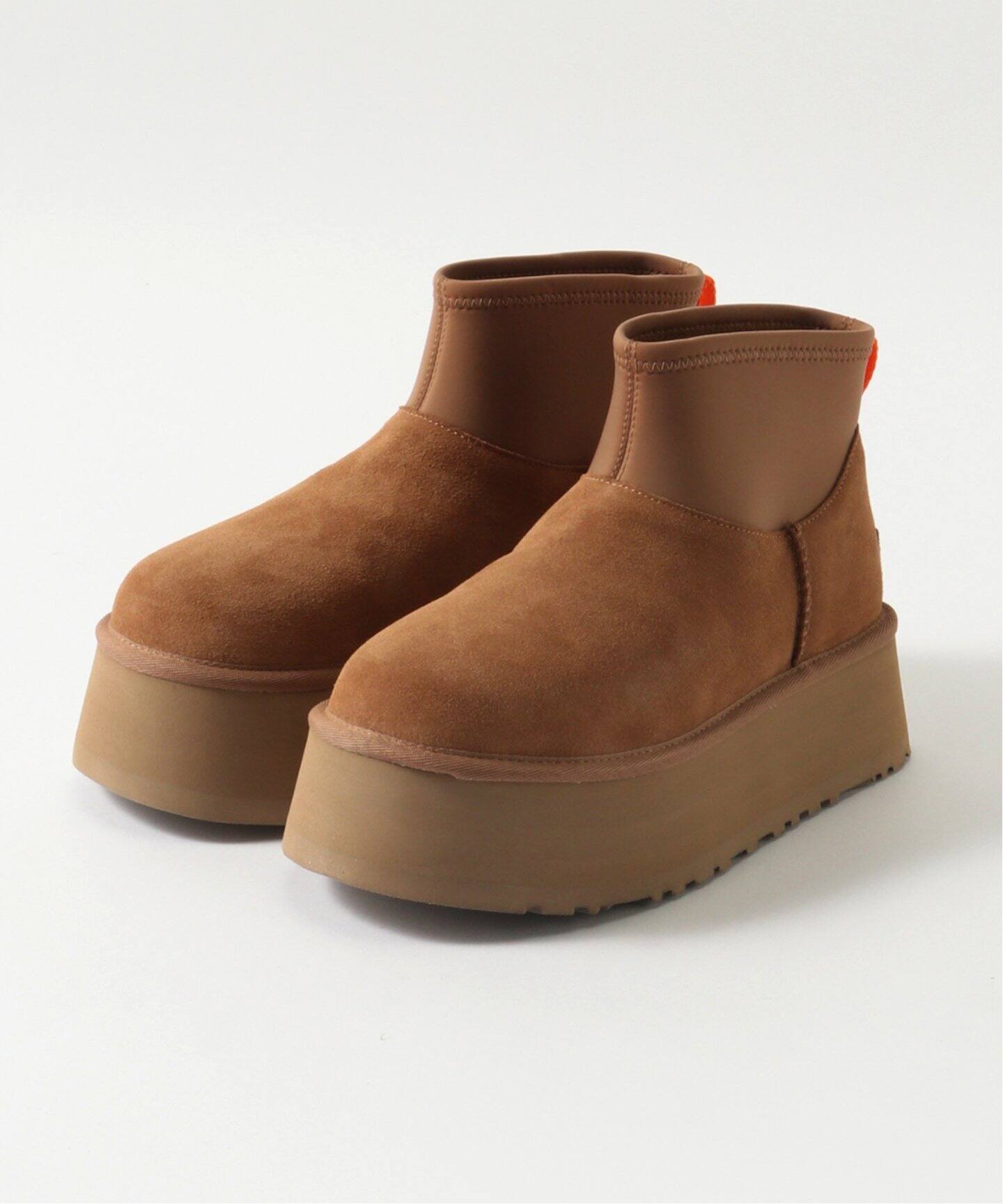 UGG W CLASSIC MINI DIPPER 1168170（ブーティ・ショートブーツ 