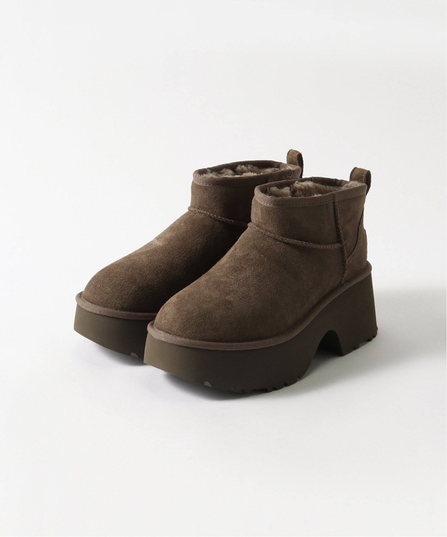 UGG W CLASSIC ULTRA MINI NEW HEIGHTS 1158311（ブーティ・ショート 