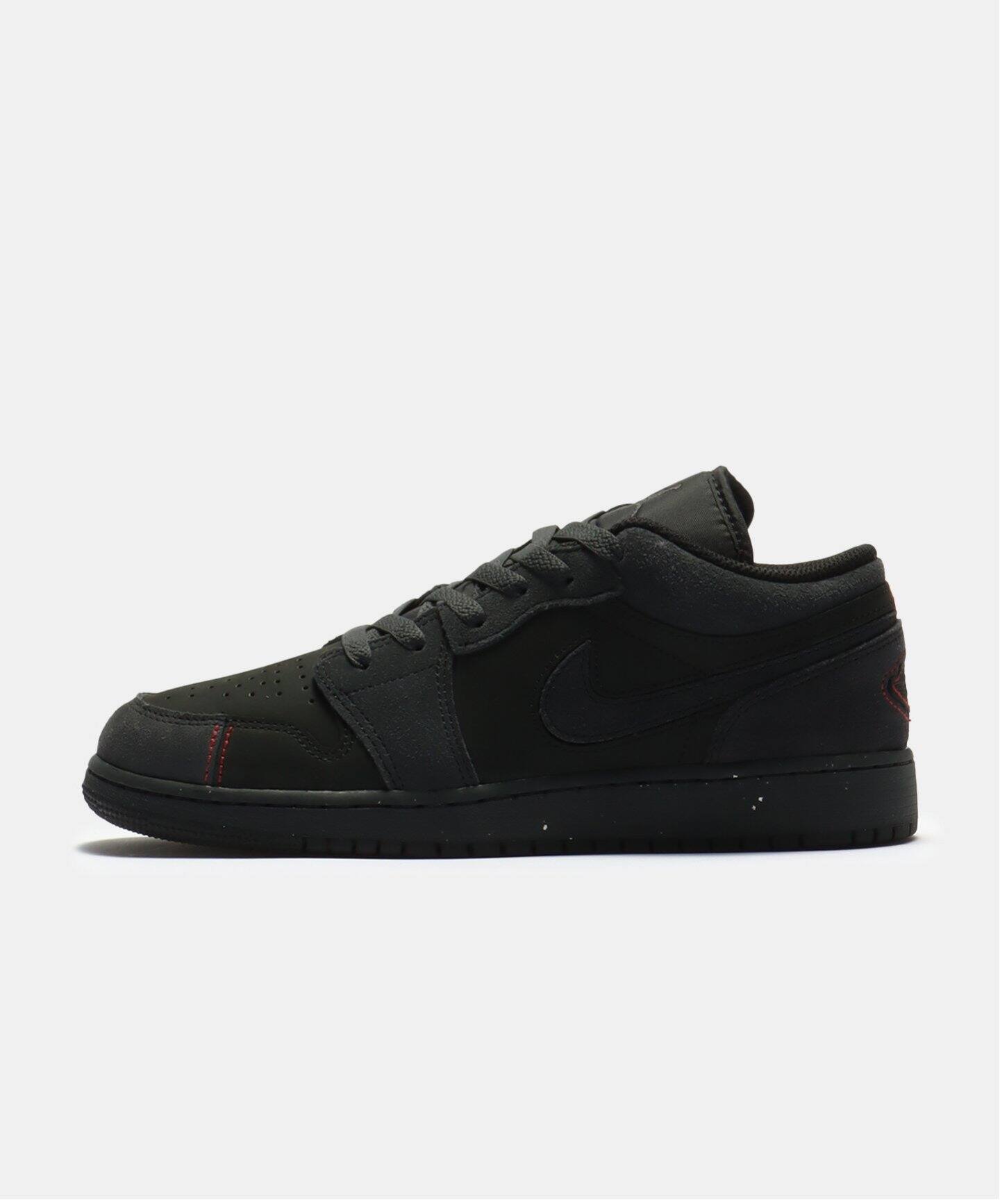 JORDAN BRAND AIR JORDAN 1 LOW SE CRAFT GS FQ7757-001（スニーカー 