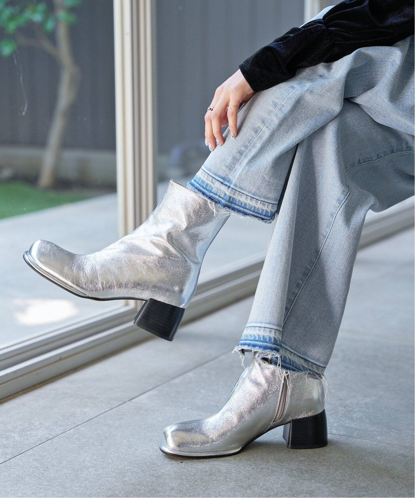 ALM. アルム サンダル HEIDI LEATHER 突っ走る PUMPS SILVER
