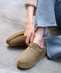 ≪追加予約≫UGG CLASSIC SLIPPER3