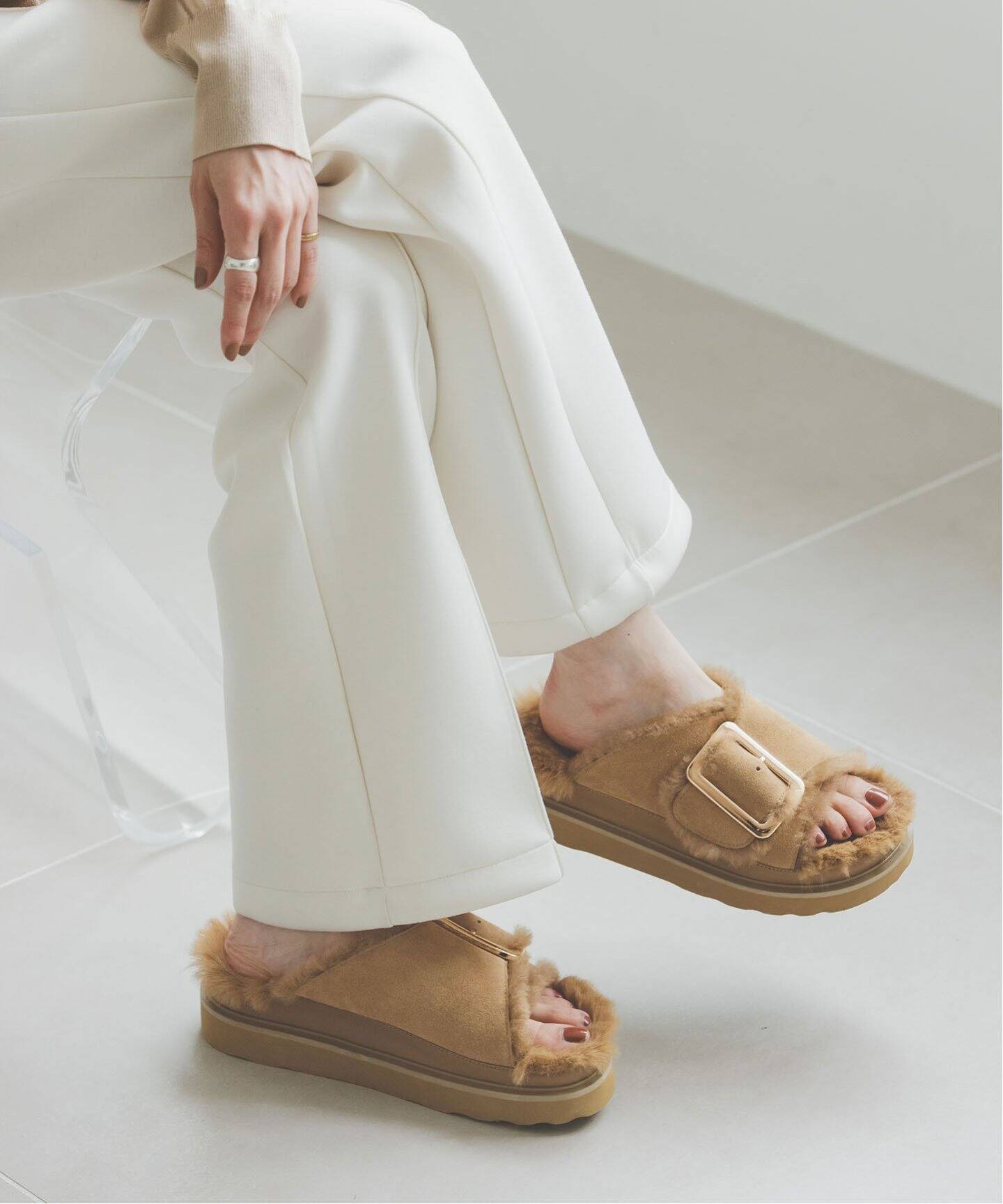 ＆】MOHI/モヒ ファーサンダル（サンダル）｜NOBLE（ノーブル）の通販  