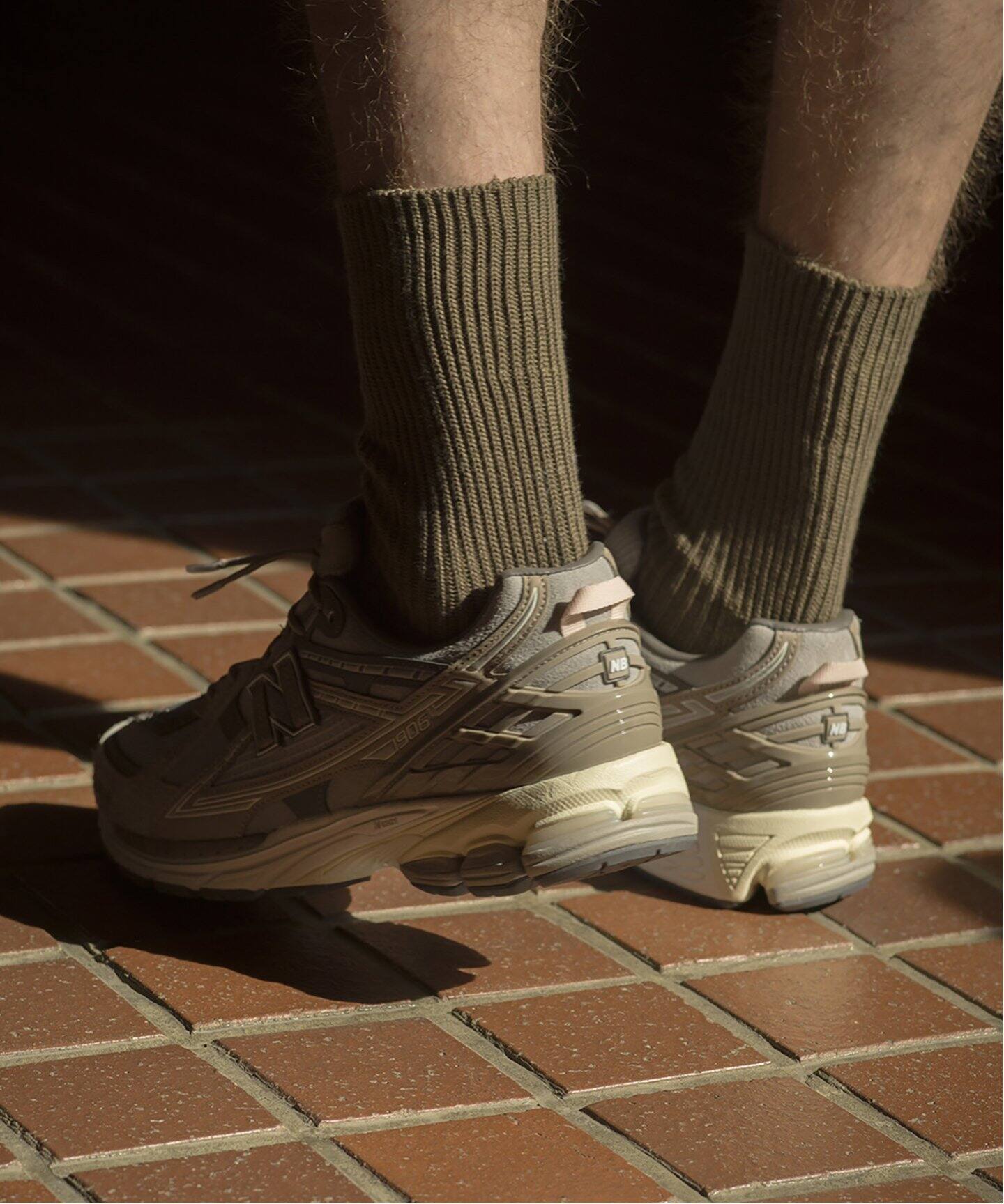 N.HOOLYWOOD × INVINCIBLE(R) × New Balance M1906NIH 9243-SE01 