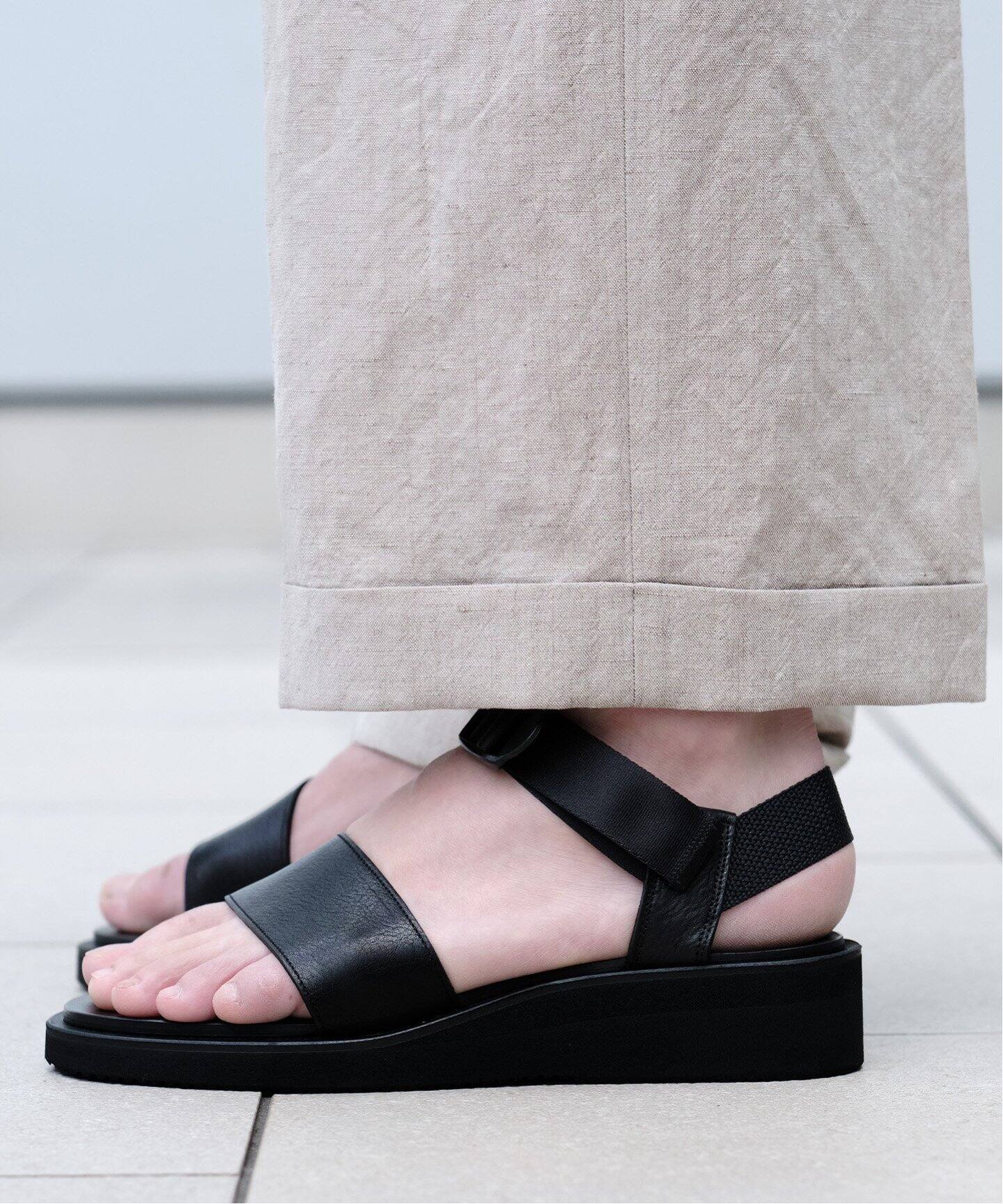 FOOT WORKS (フットワークス) スムースレザーサンダル F01-0002  