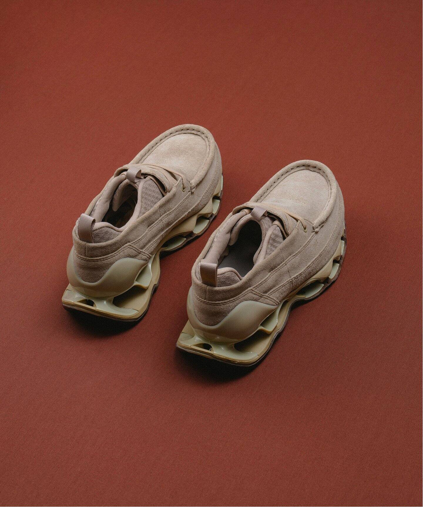 MIZUNO(ミズノ) Wave Prophecy Moc Suede D1GD2436（スニーカー  