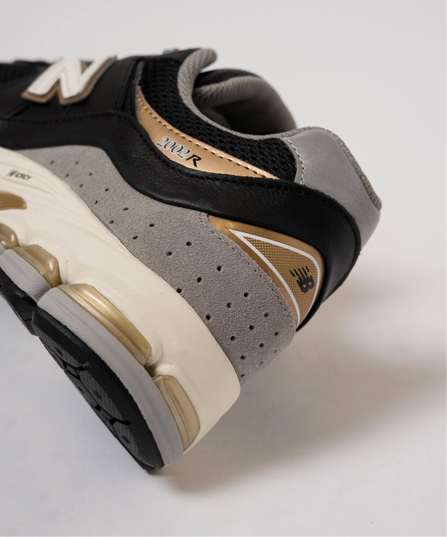 New Balance (ニューバランス) M2002RPO（スニーカー）｜EDIFICE 
