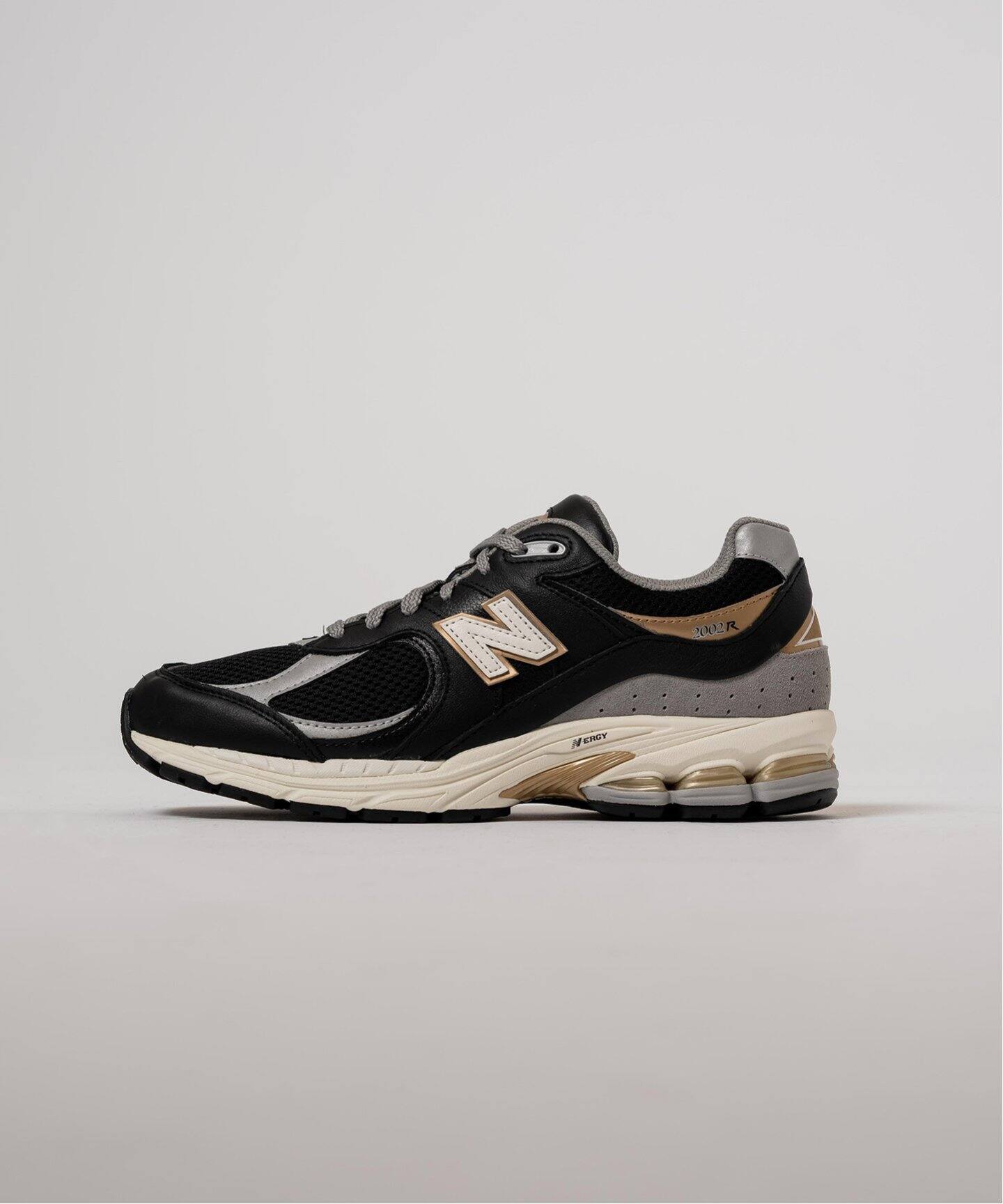 New Balance (ニューバランス) M2002RPO（スニーカー）｜EDIFICE 
