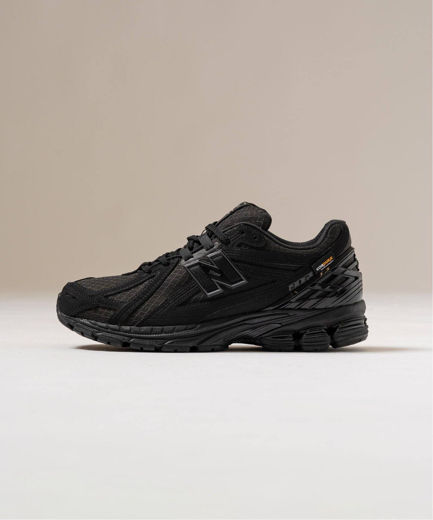 New Balance(ニューバランス) M1906RWF（スニーカー）｜EDIFICE  