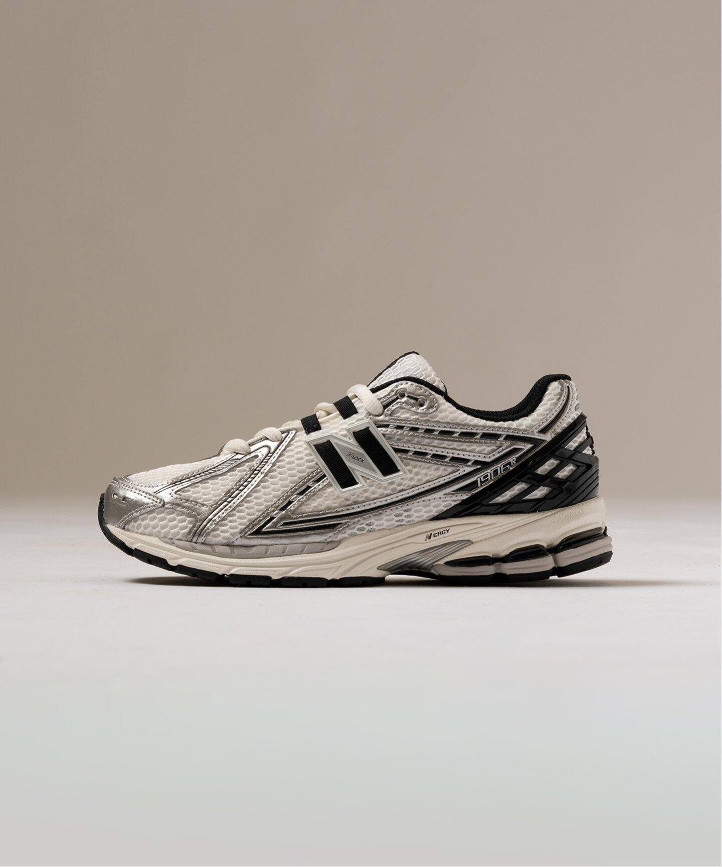 New Balance(ニューバランス) M1906RER（スニーカー）｜EDIFICE 