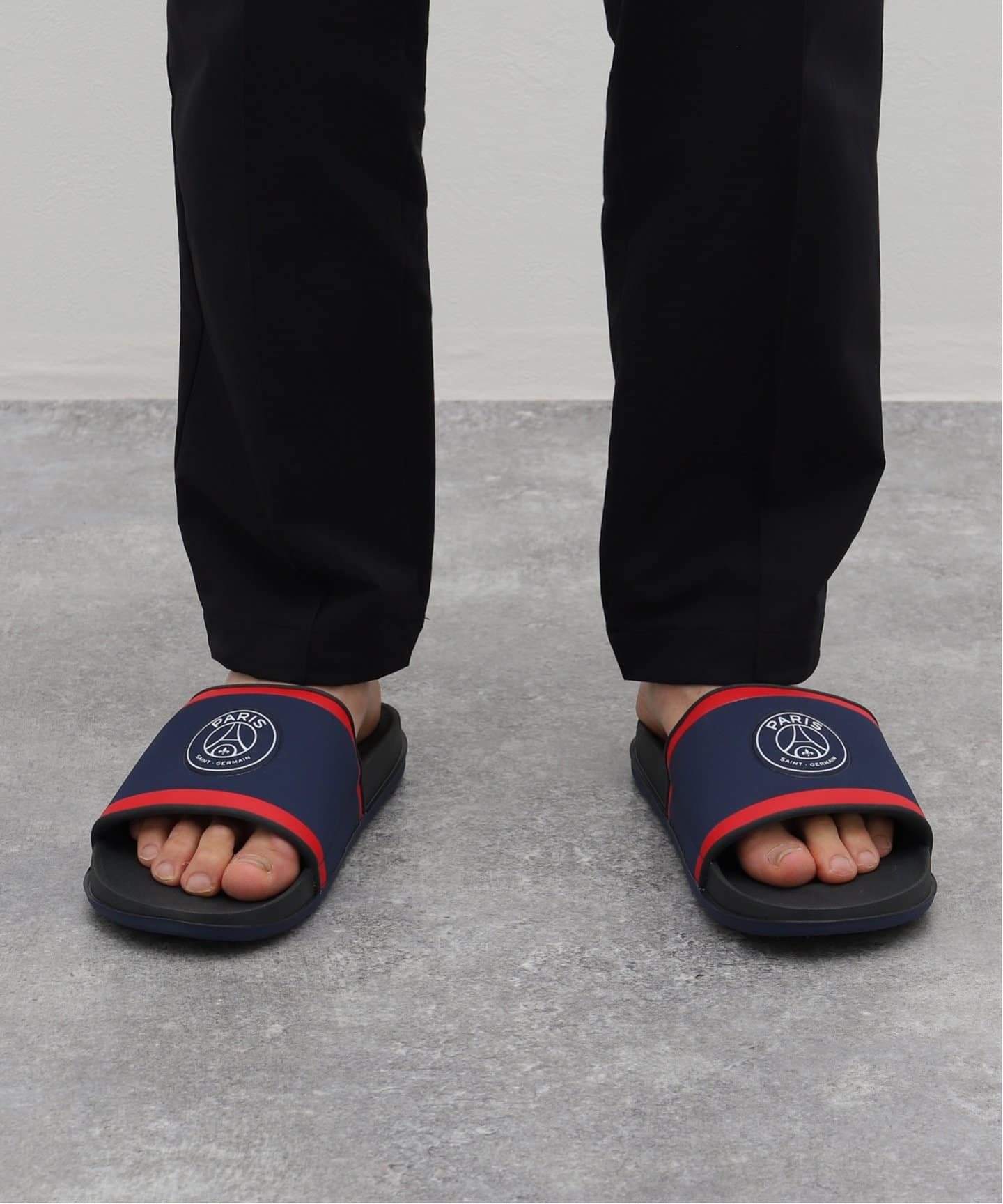 NIKE / ナイキ】PSG OFFCOURT SLIDE FZ3190- 400（サンダル