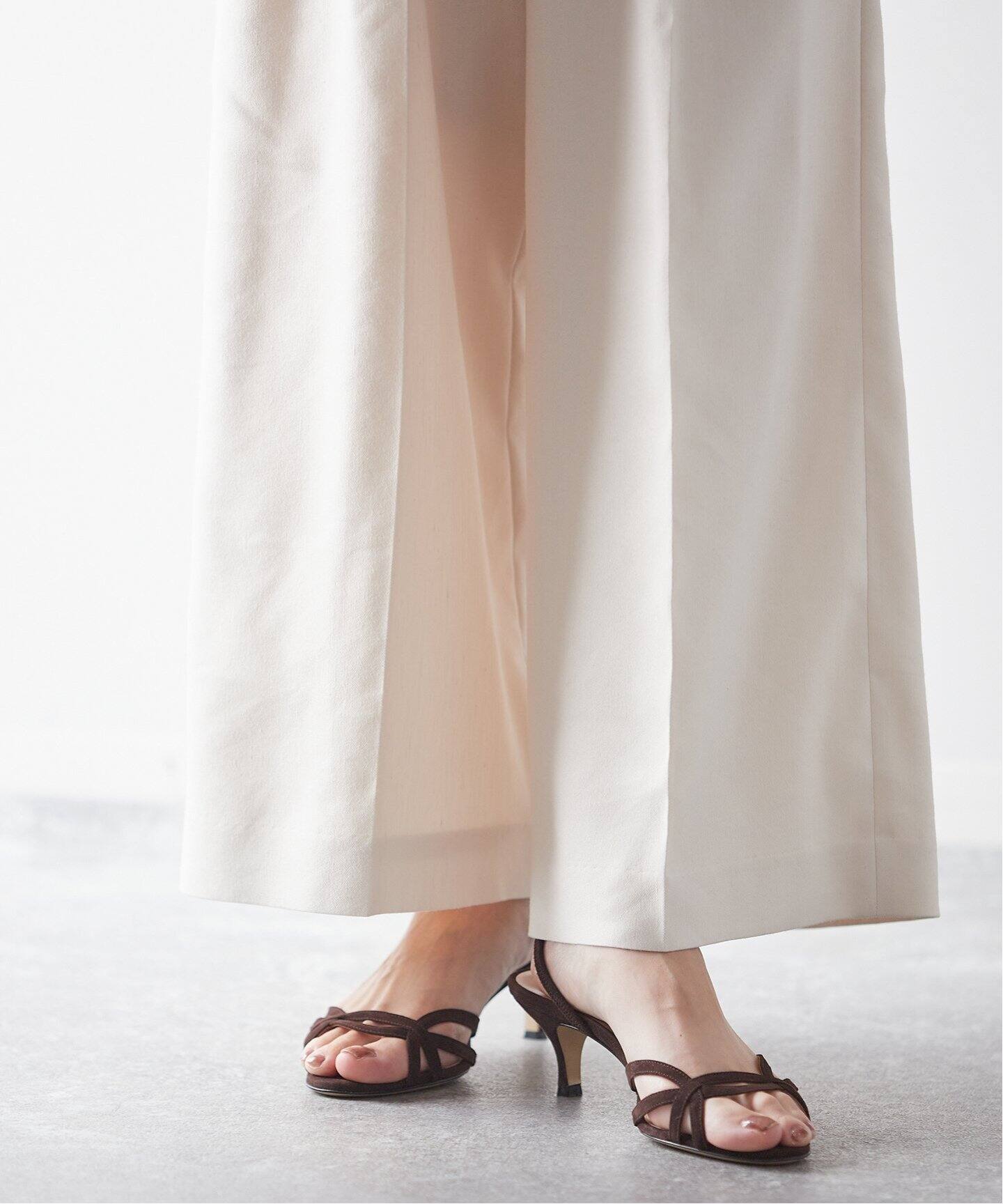 NEBULONI E. /ネブローニ】スエードバックストラップ：サンダル  