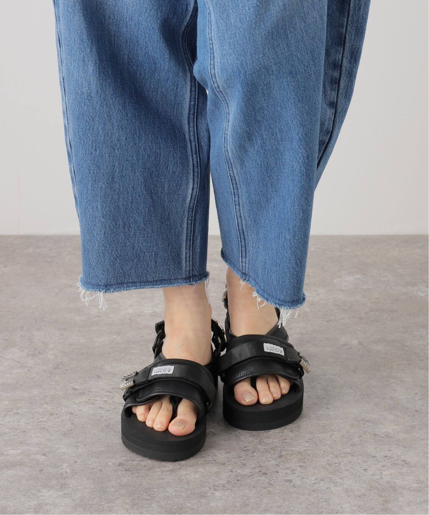 TOGA*SUICOKE/トーガ × スイコック】TONO：サンダル（サンダル  