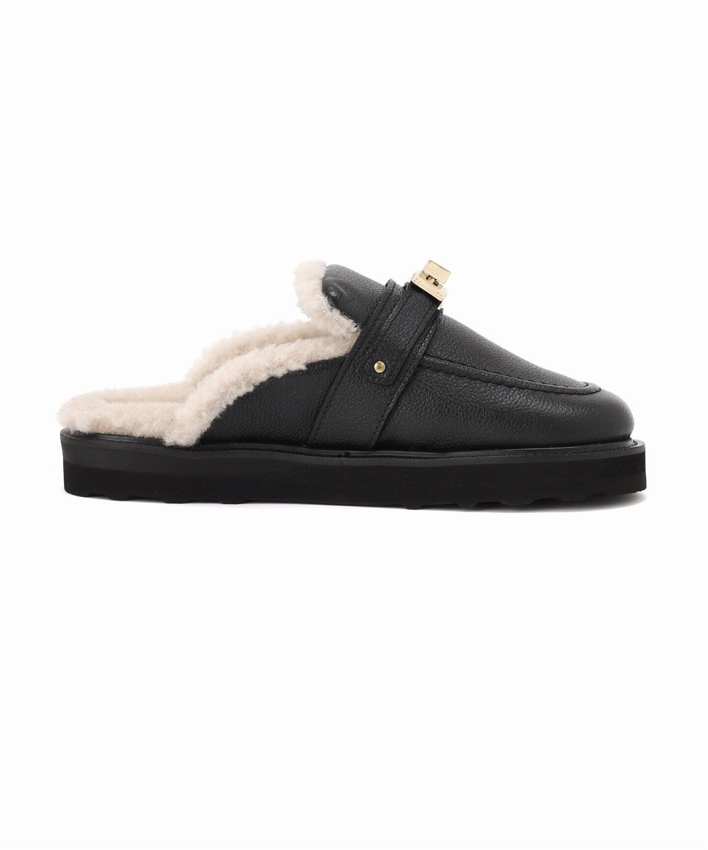 別注》【CAMINANDO】SHEARING BUCKLE SANDALS：フラットシューズ 