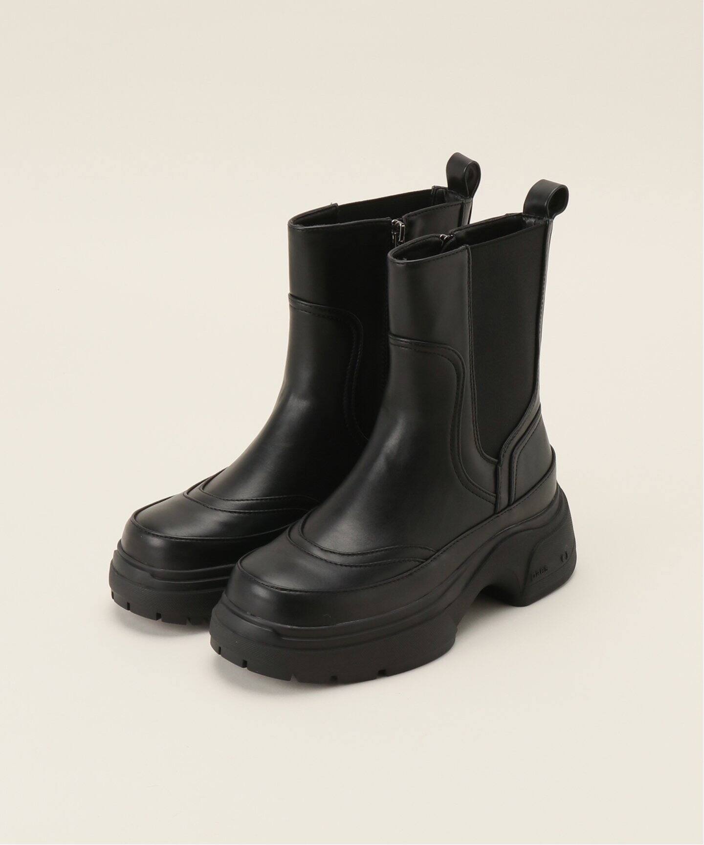 新品【Paes/ぺイズ】サイドゴアブーツ 06-LEATHER BOOTS 23 Paes/ぺイズ】サイドゴアブーツ 06-LEATHER BOOTS（ブーティ・ショート