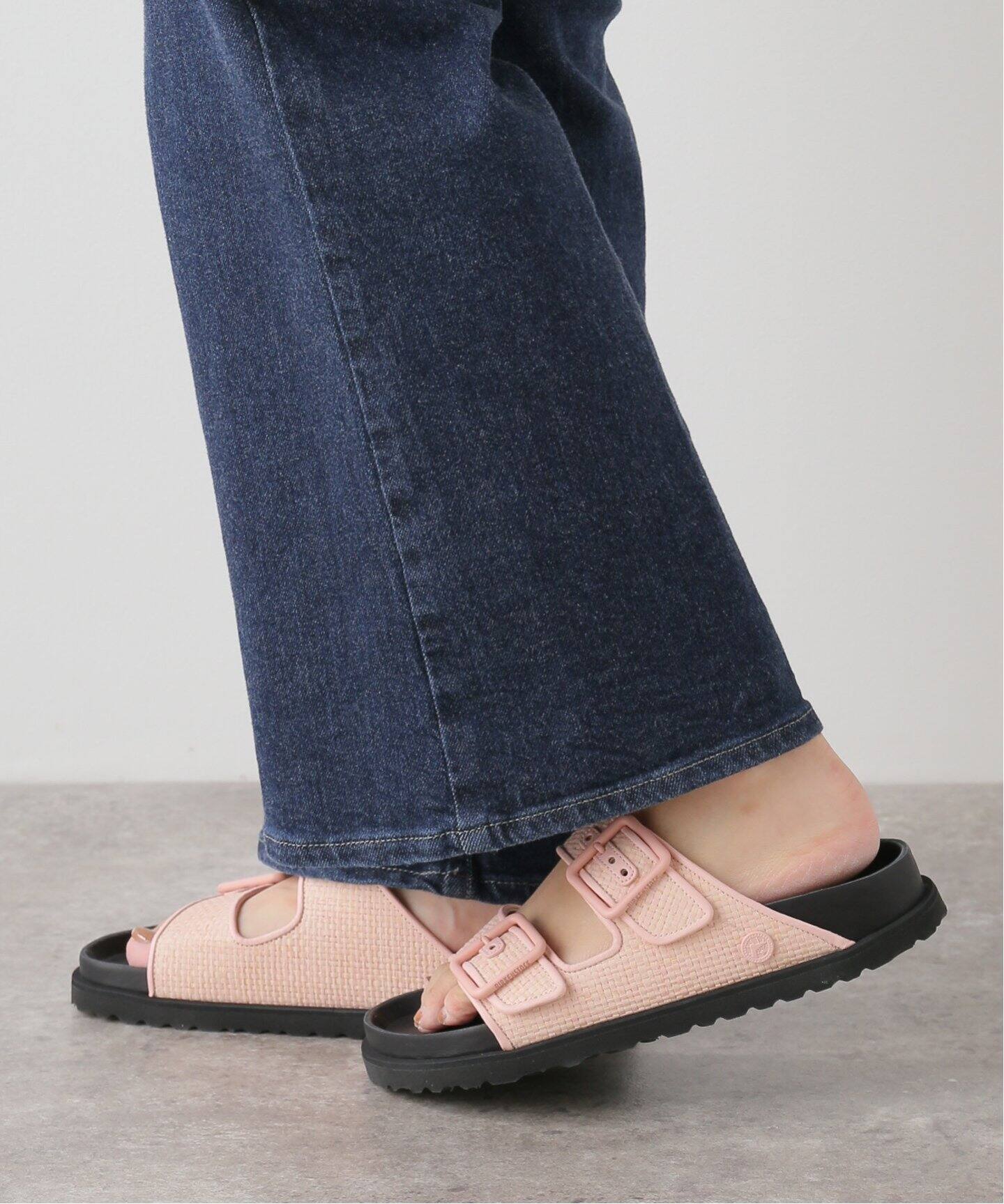 BIRKENSTOCK/ビルケンシュトック】1774 ARIZONA RAFFIA LUXE（サンダル  