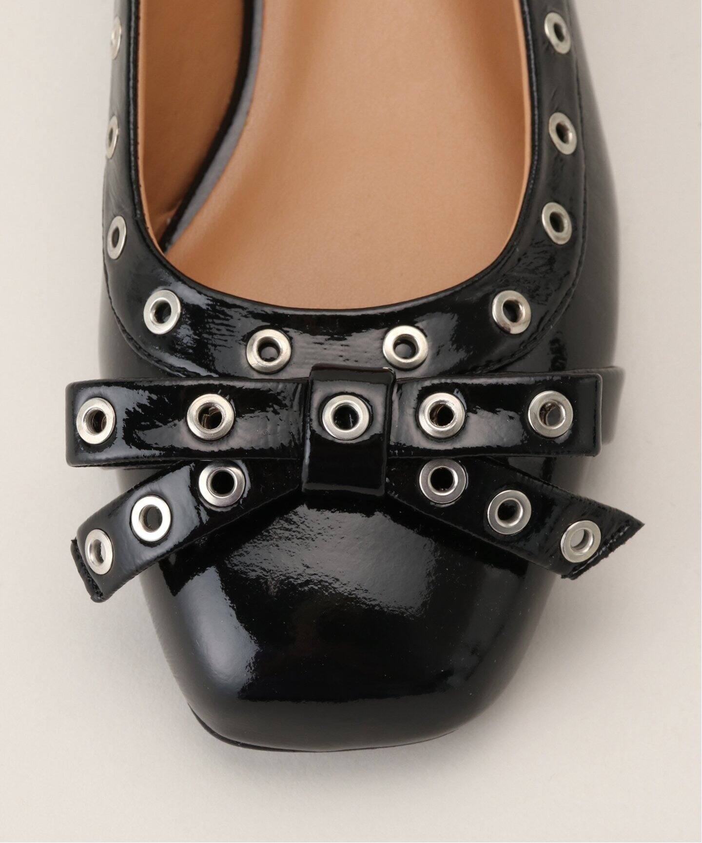 靴 Eyelets Bow Ballerina Naplack GANNI GANNI Women's Eyelets Bow Ballerina Naplack in Black GANNI