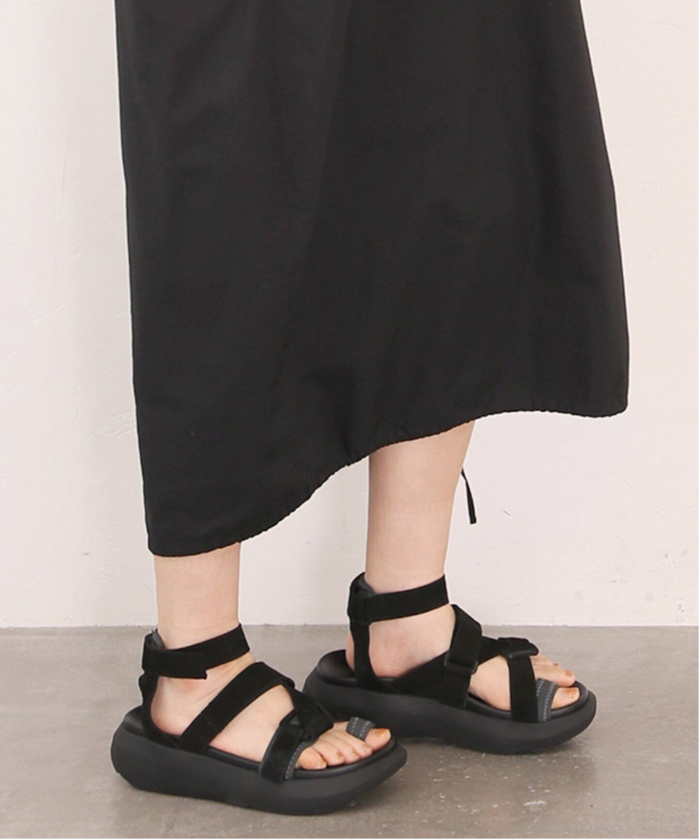 サンダル 黒 ジャーナルスタンダードラックス luxe 有る 