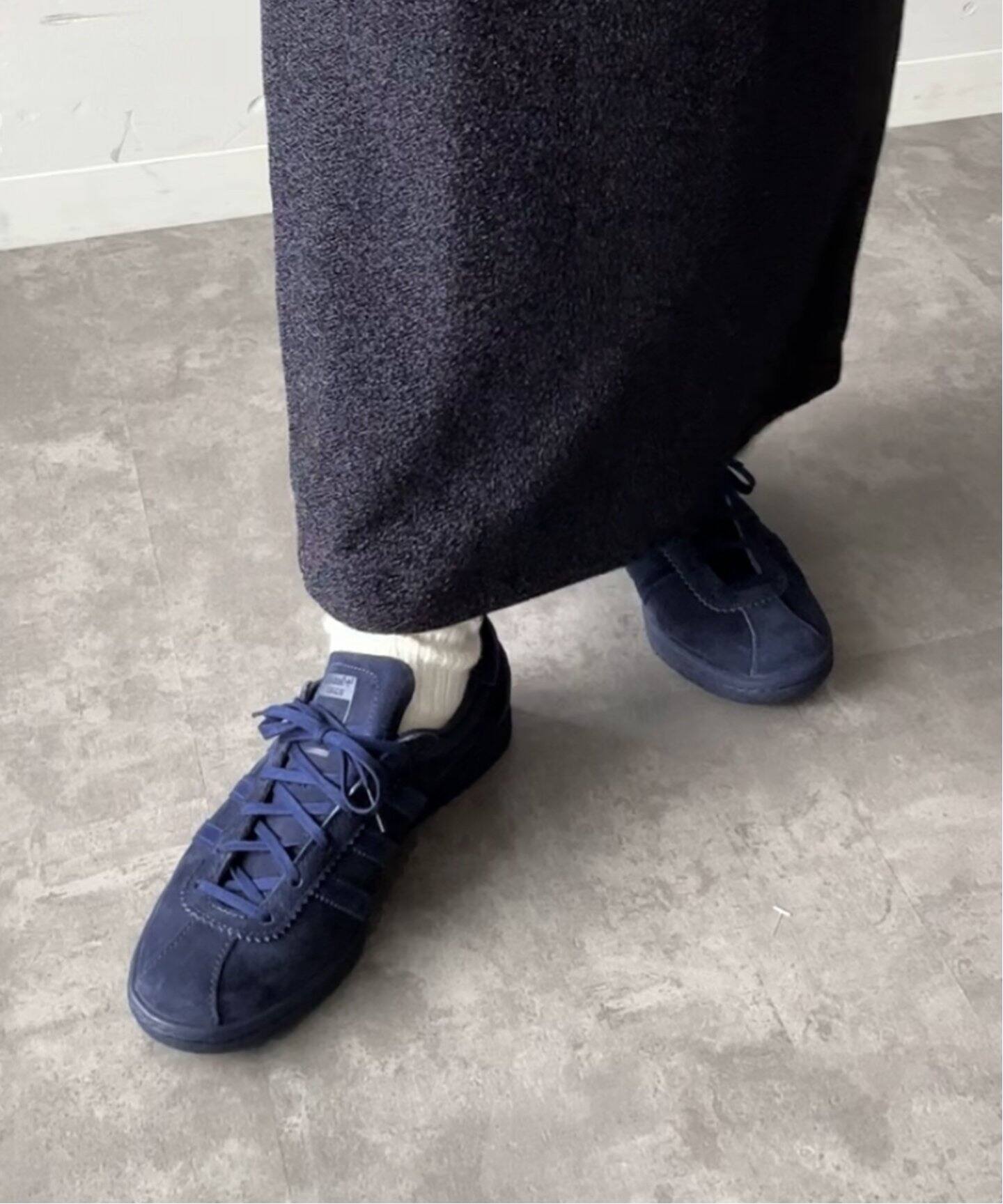 adidas Originals】TOBACCO：スニーカー JR2743（スニーカー 