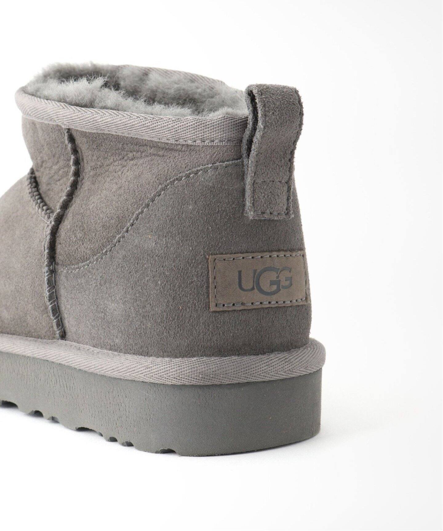 追加》【UGG/アグ】CLASSIC ULTRA MINI：ショートブーツ 1116109 BLK 