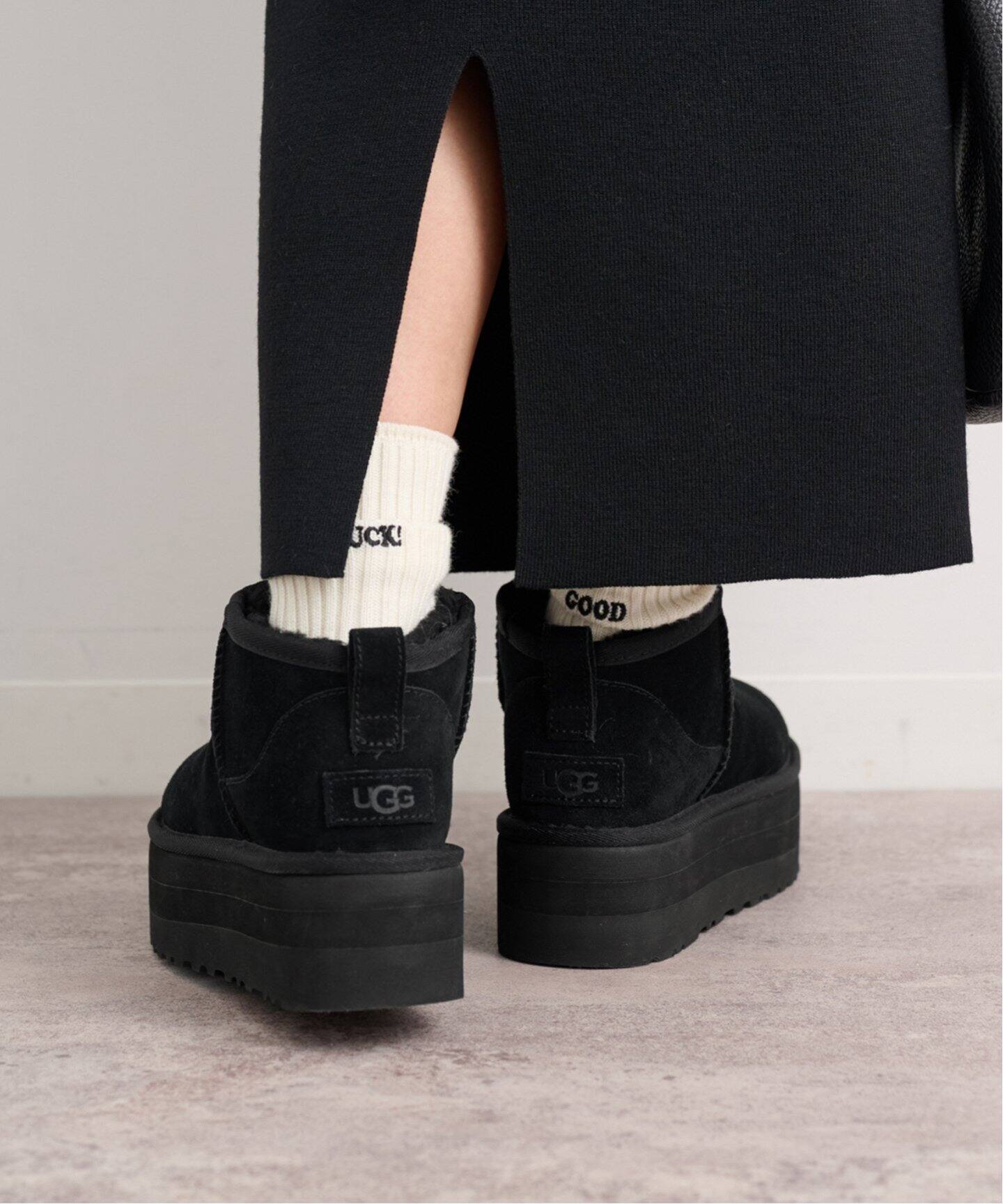 追加》【UGG/アグ】CLASSIC ULTRA MINI PLATFORM 1135092 BLACK  