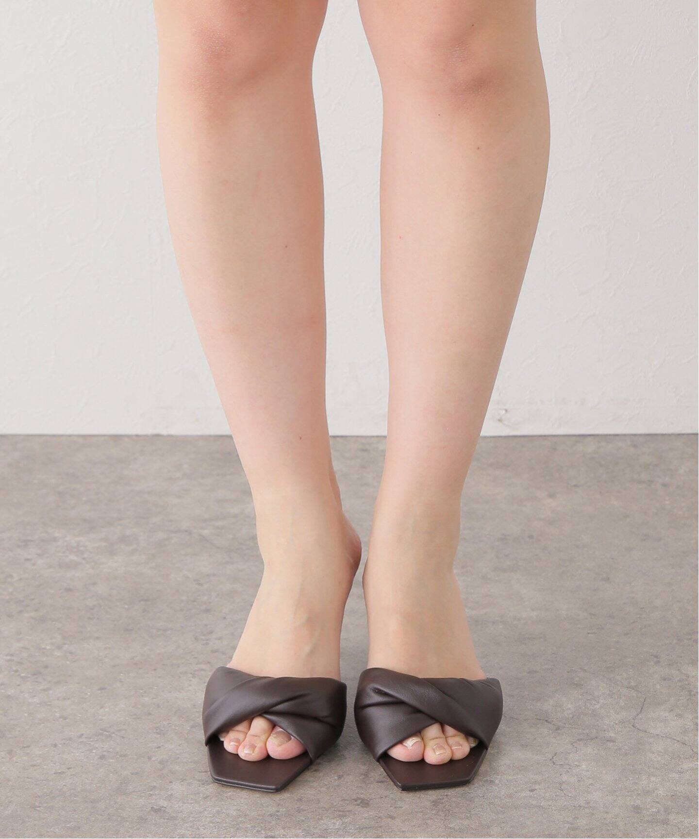 STUDIO AMELIA/スタジオアメリア】 TWISTED FRONT 70 HEEL（サンダル 