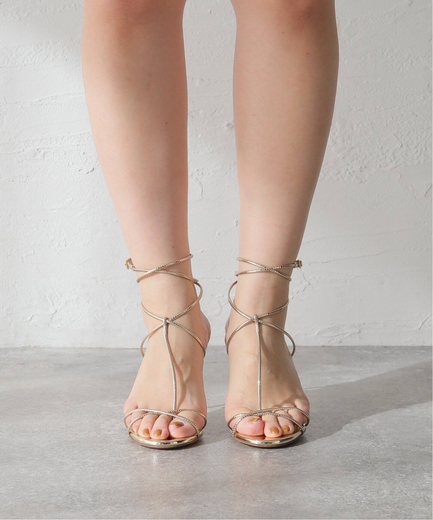 AQUAZZURA/アクアズーラ】GOLD LACEUP サンダル（サンダル）｜MUSE de 