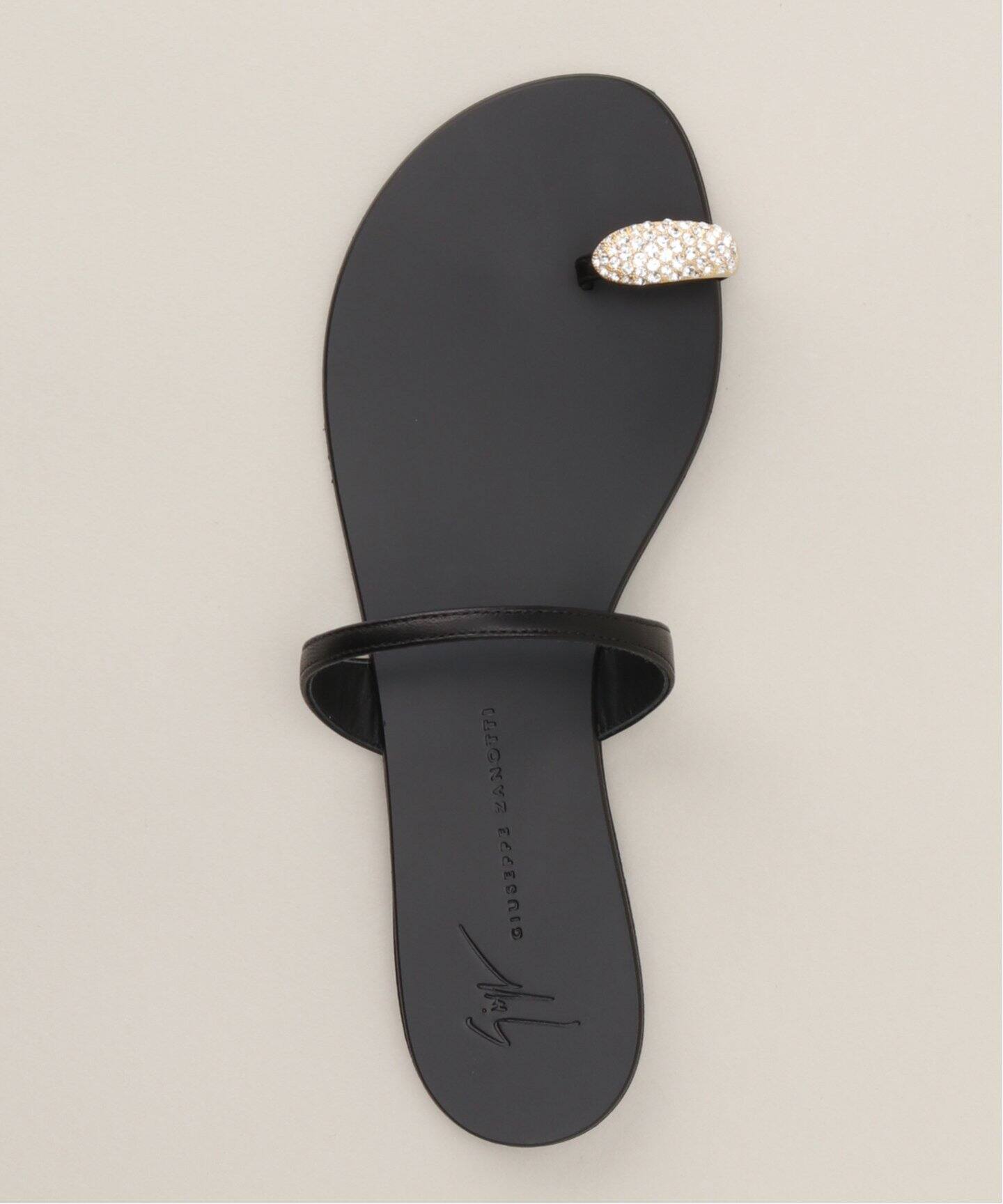GIUSEPPE ZANOTTI/ジュゼッペ ザノッティ】 オヤユビビジューサンダル 