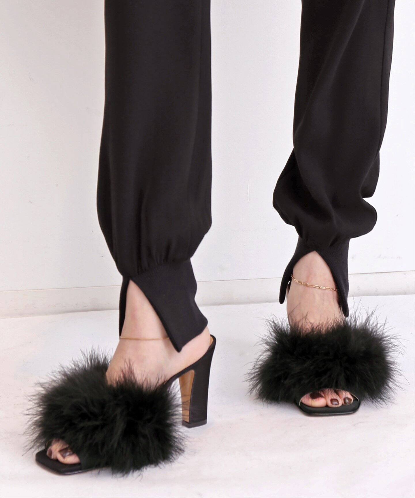 MAISON MARGIELA/メゾン マルジェラ】 Fur Mules（サンダル）｜L  